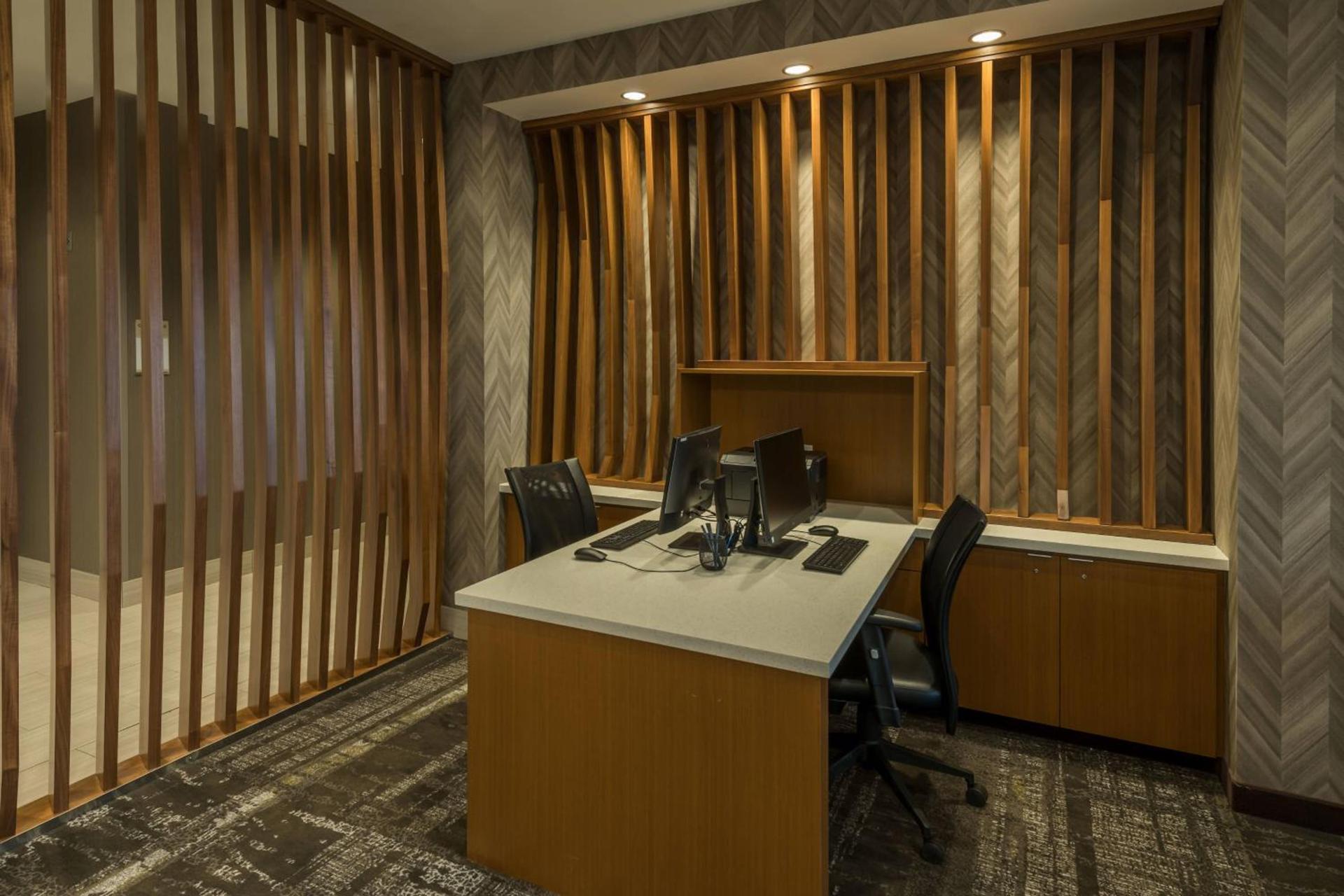 SpringHill Suites by Marriott Reno photo 10