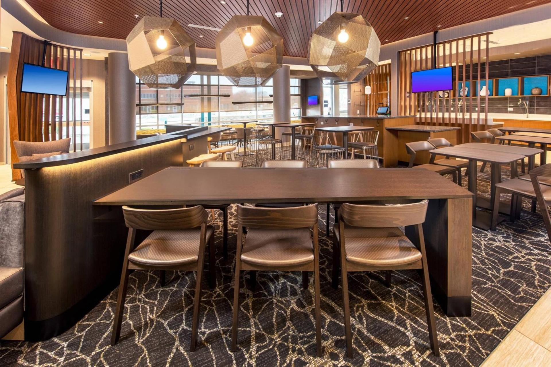 SpringHill Suites By Marriott Frederick photo 21