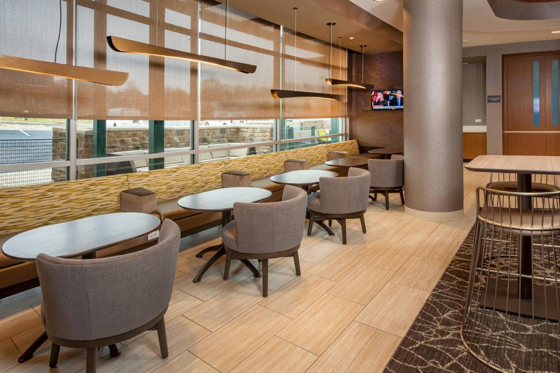 SpringHill Suites By Marriott Frederick photo 5
