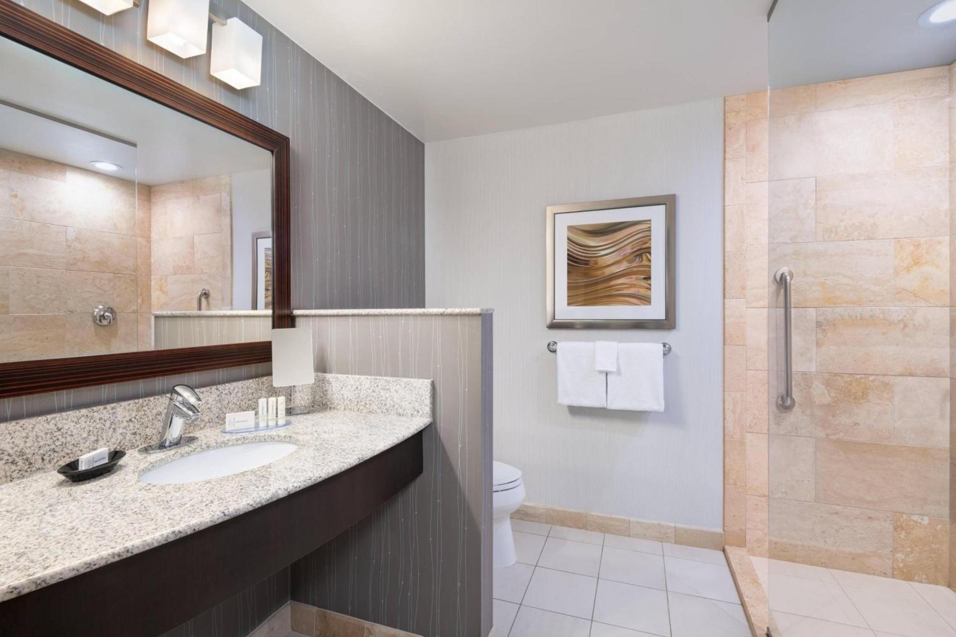 Courtyard by Marriott Pittsburgh Washington Meadow Lands photo 20