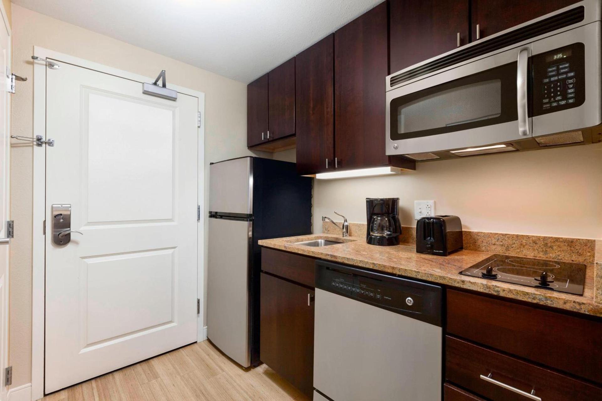 TownePlace Suites Joliet South photo 18