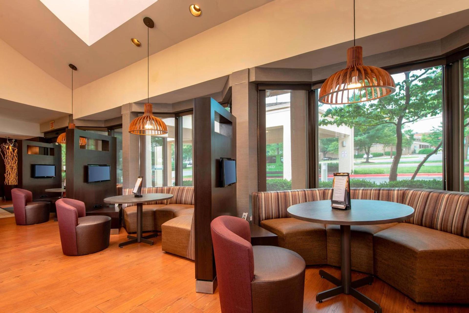 Courtyard by Marriott Rockville photo 15