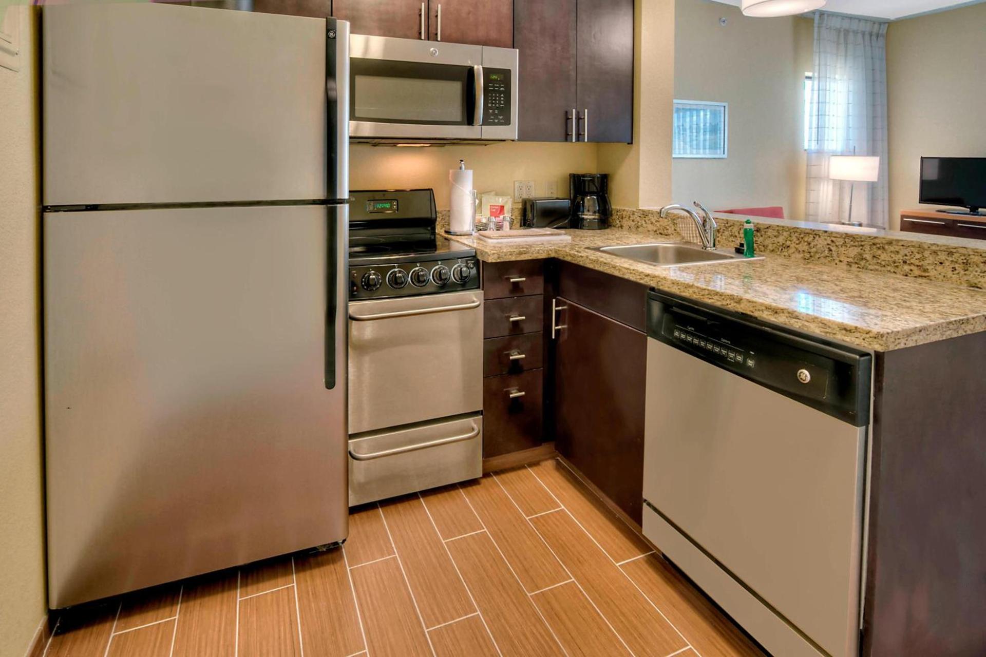 TownePlace Suites Oklahoma City Airport photo 13
