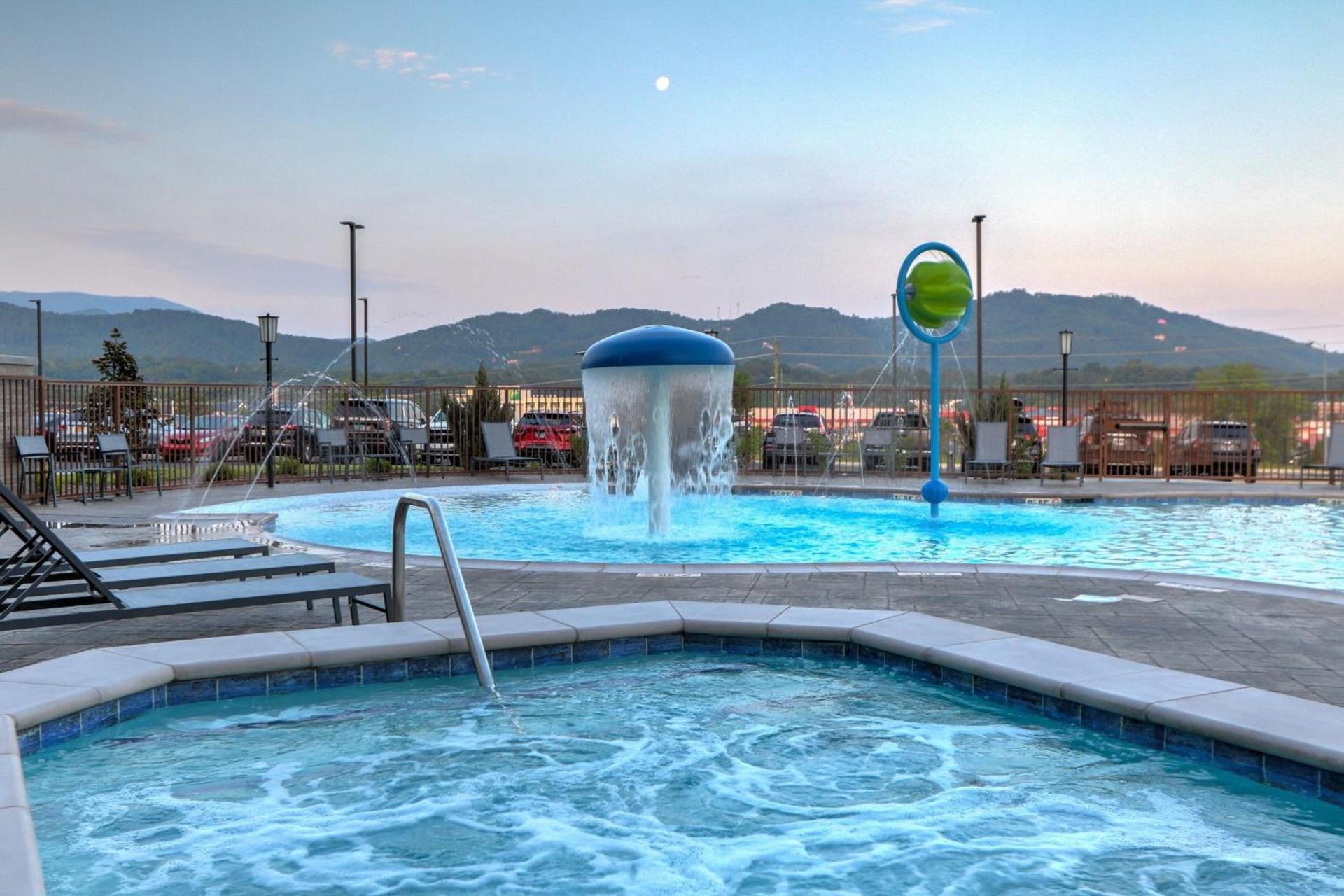 Residence Inn by Marriott Pigeon Forge photo 44