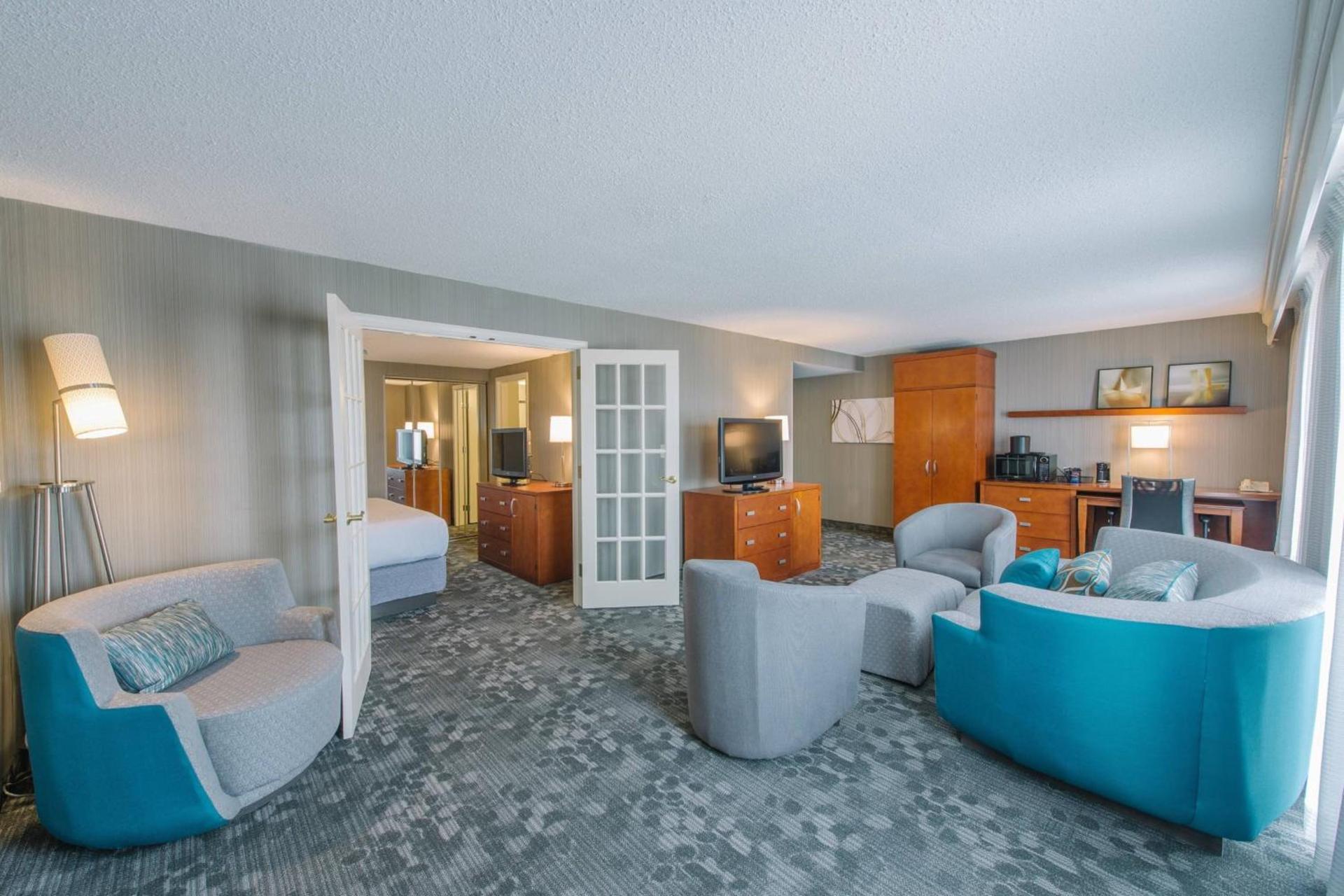 Courtyard by Marriott Nashua photo 11