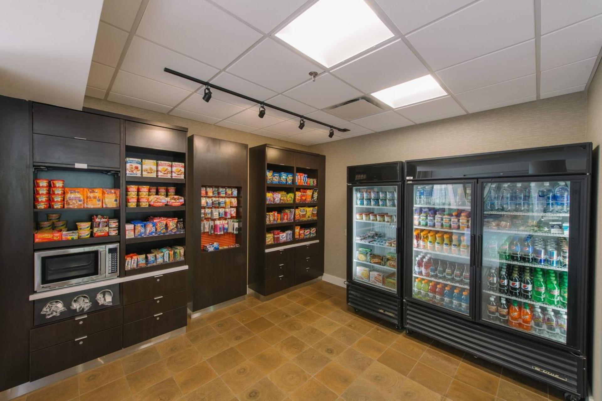 Courtyard by Marriott Nashua photo 16
