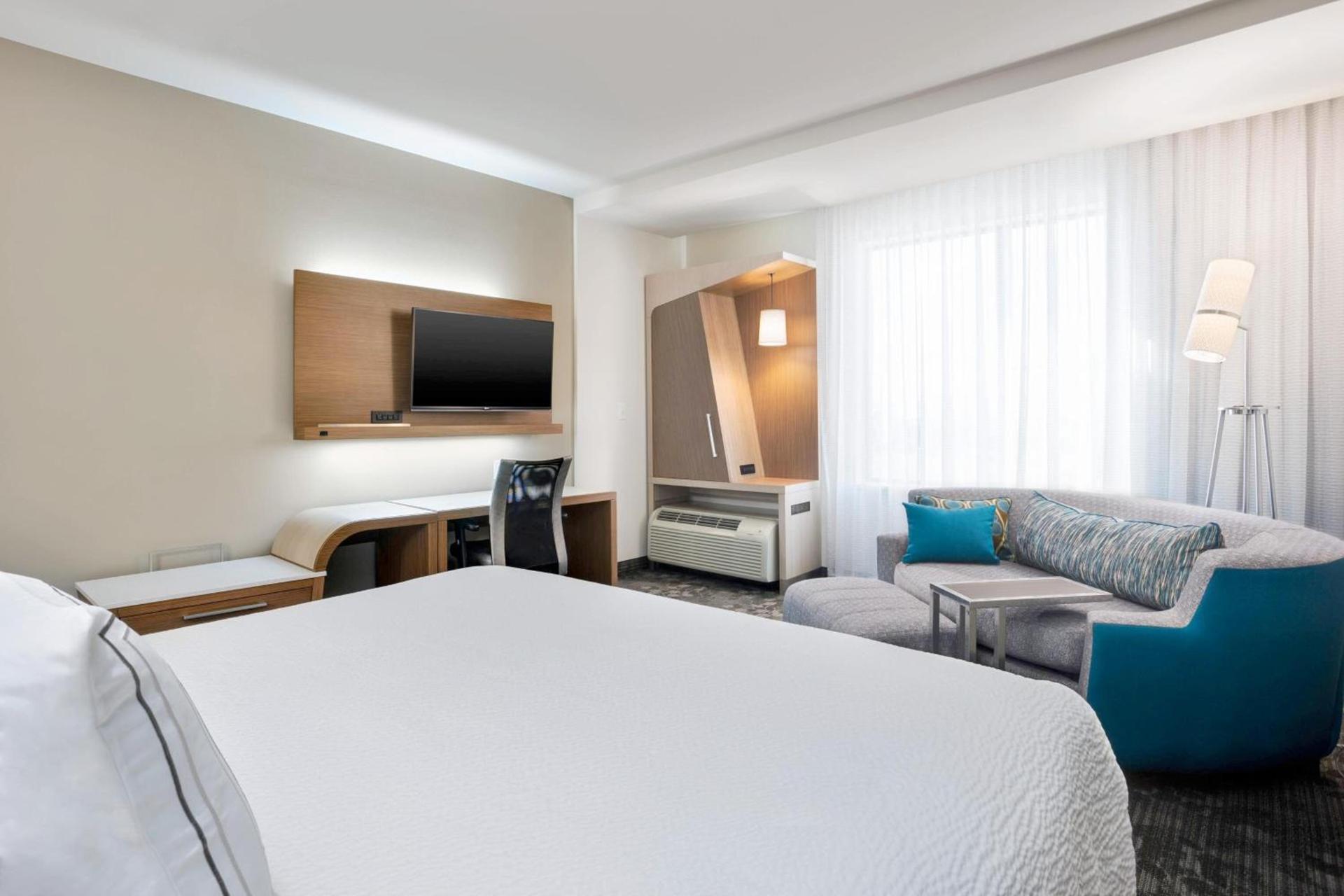 Courtyard by Marriott Houston Katy Mills photo 10