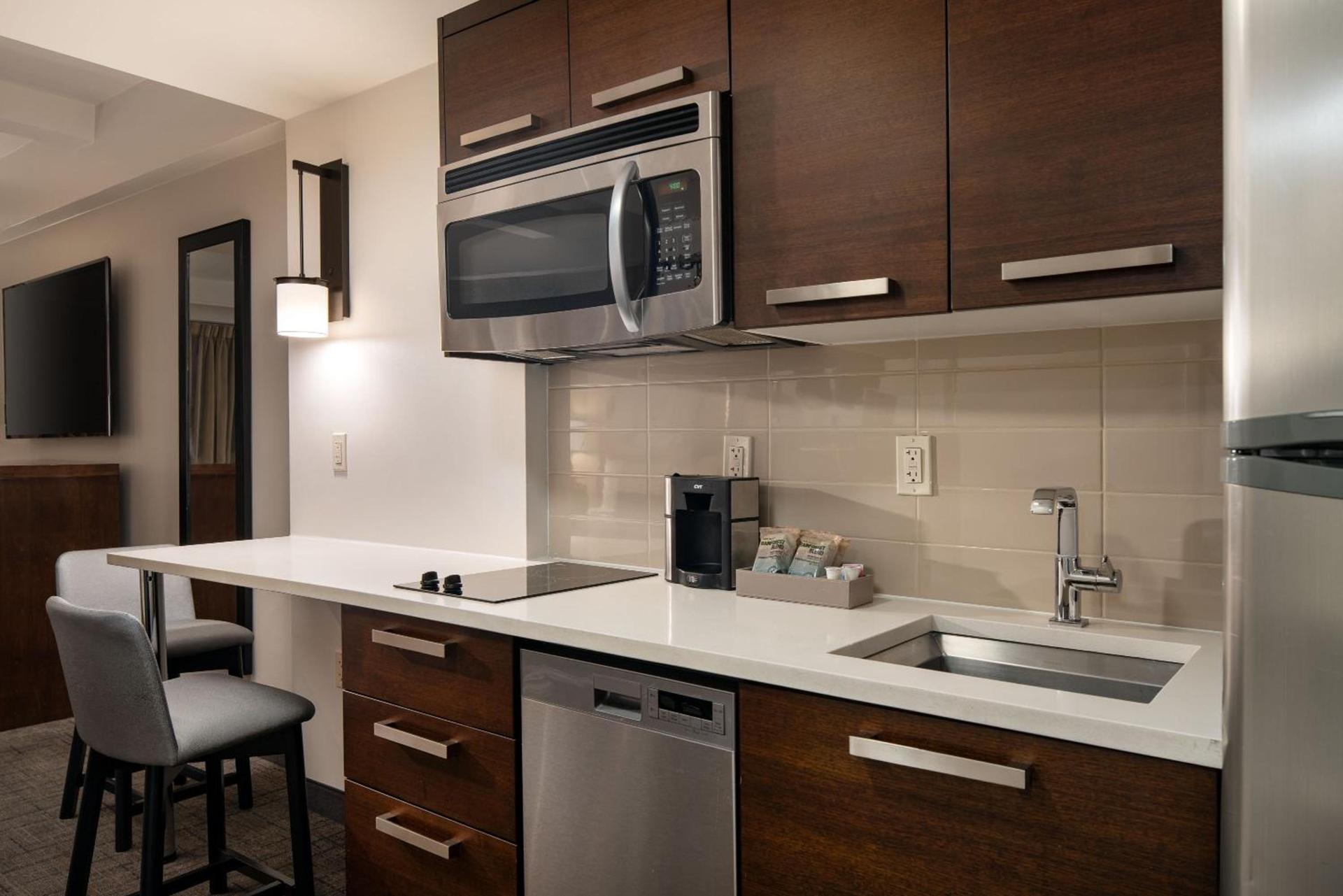 Residence Inn by Marriott New York Manhattan/ Midtown Eastside photo 2