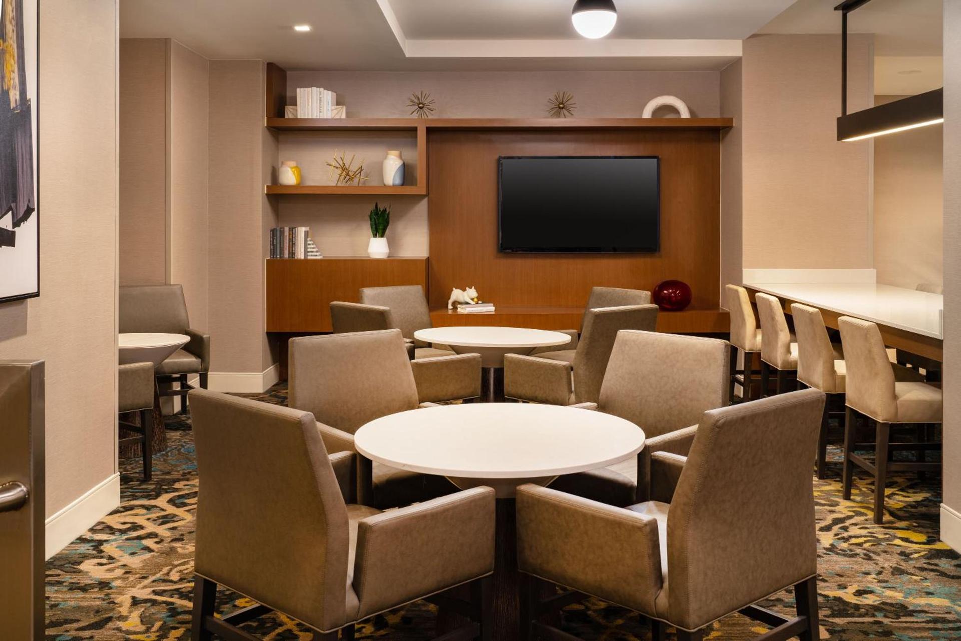 Residence Inn by Marriott New York Manhattan/ Midtown Eastside photo 7