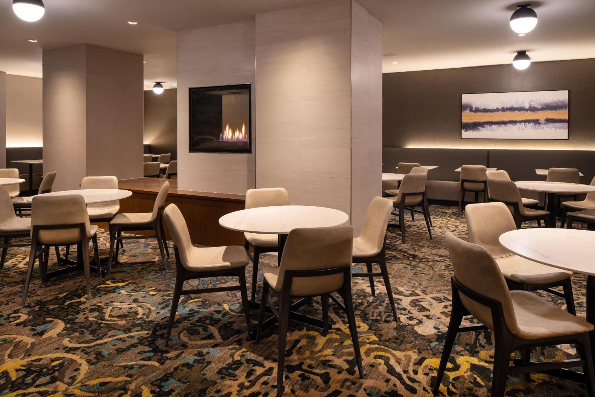 Residence Inn by Marriott New York Manhattan/ Midtown Eastside photo 10
