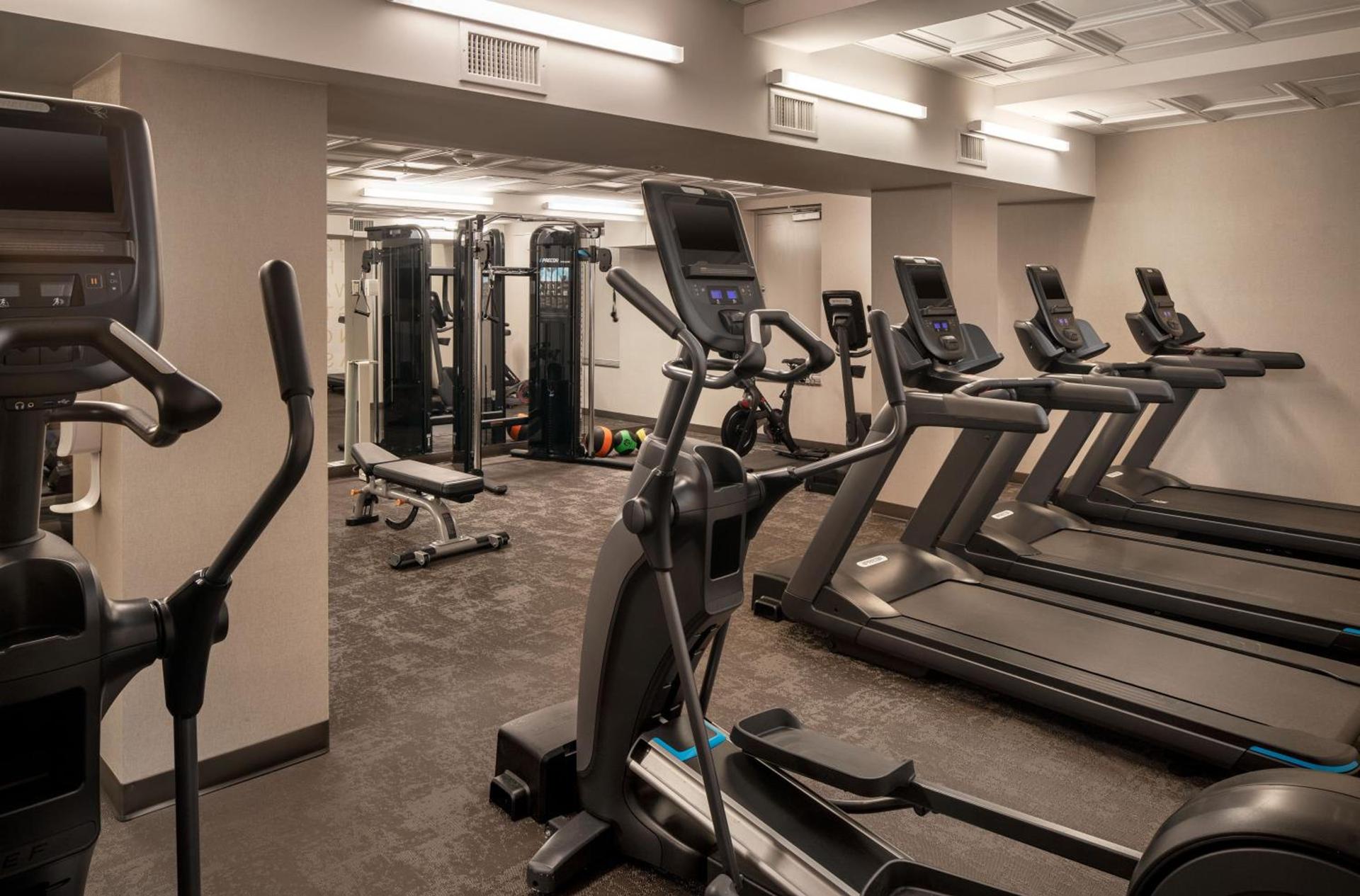 Residence Inn by Marriott New York Manhattan/ Midtown Eastside photo 6