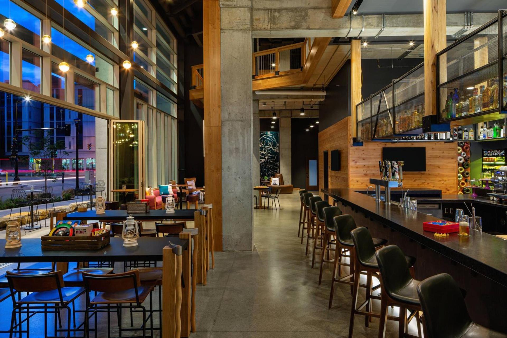 Moxy Minneapolis Downtown photo 17
