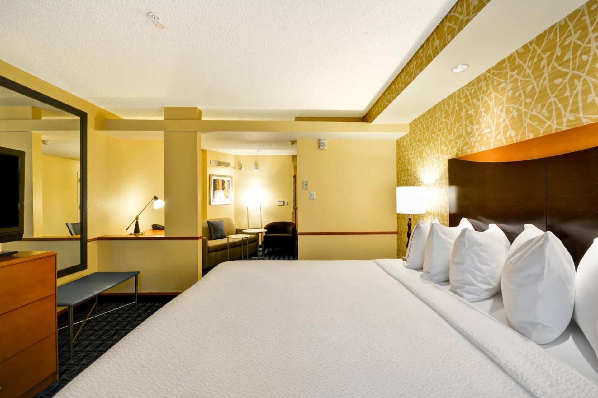 Fairfield Inn & Suites Tampa Fairgrounds/Casino photo 16