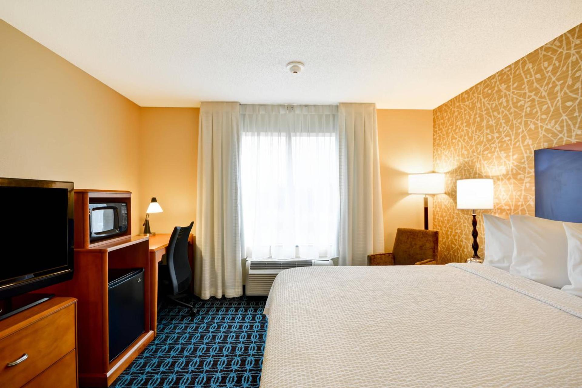 Fairfield Inn & Suites Tampa Fairgrounds/Casino photo 11