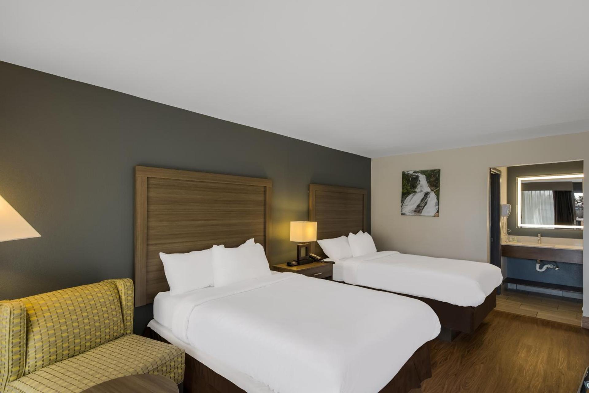 Quality Inn Asheville Airport photo 35