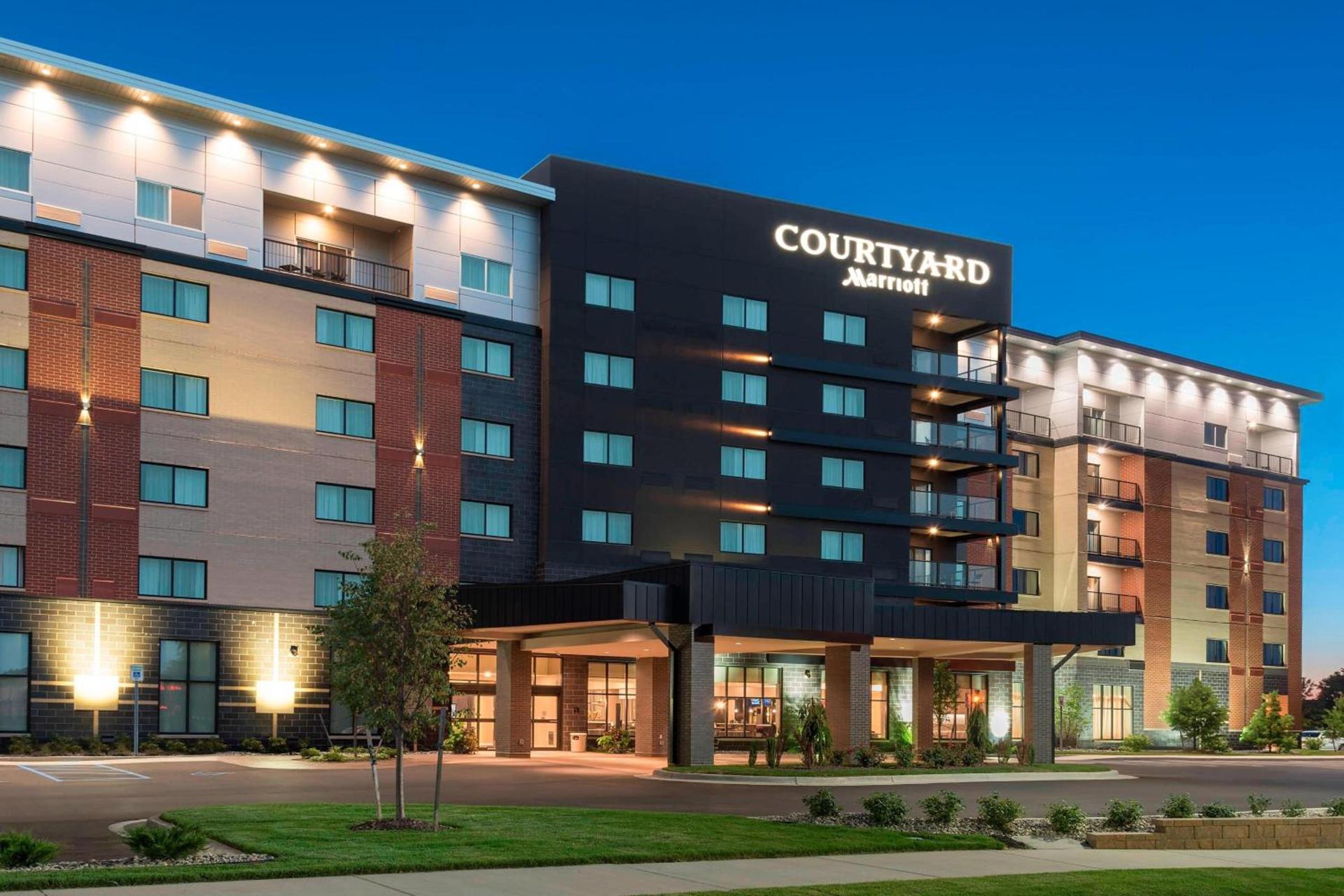 Courtyard by Marriott Mt. Pleasant at Central Michigan University — hotel in Mount Pleasant