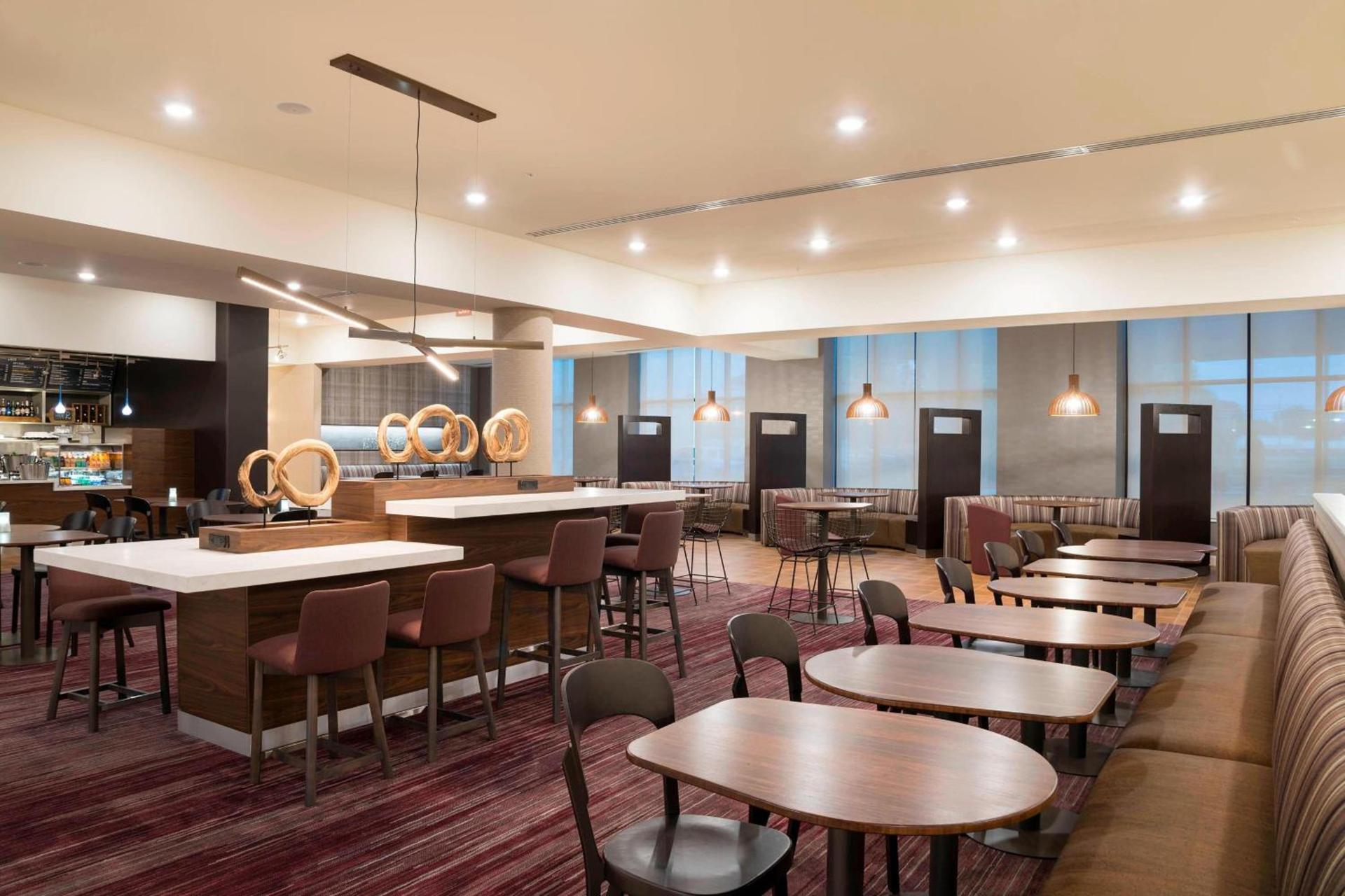Courtyard by Marriott Mt. Pleasant at Central Michigan University photo 4