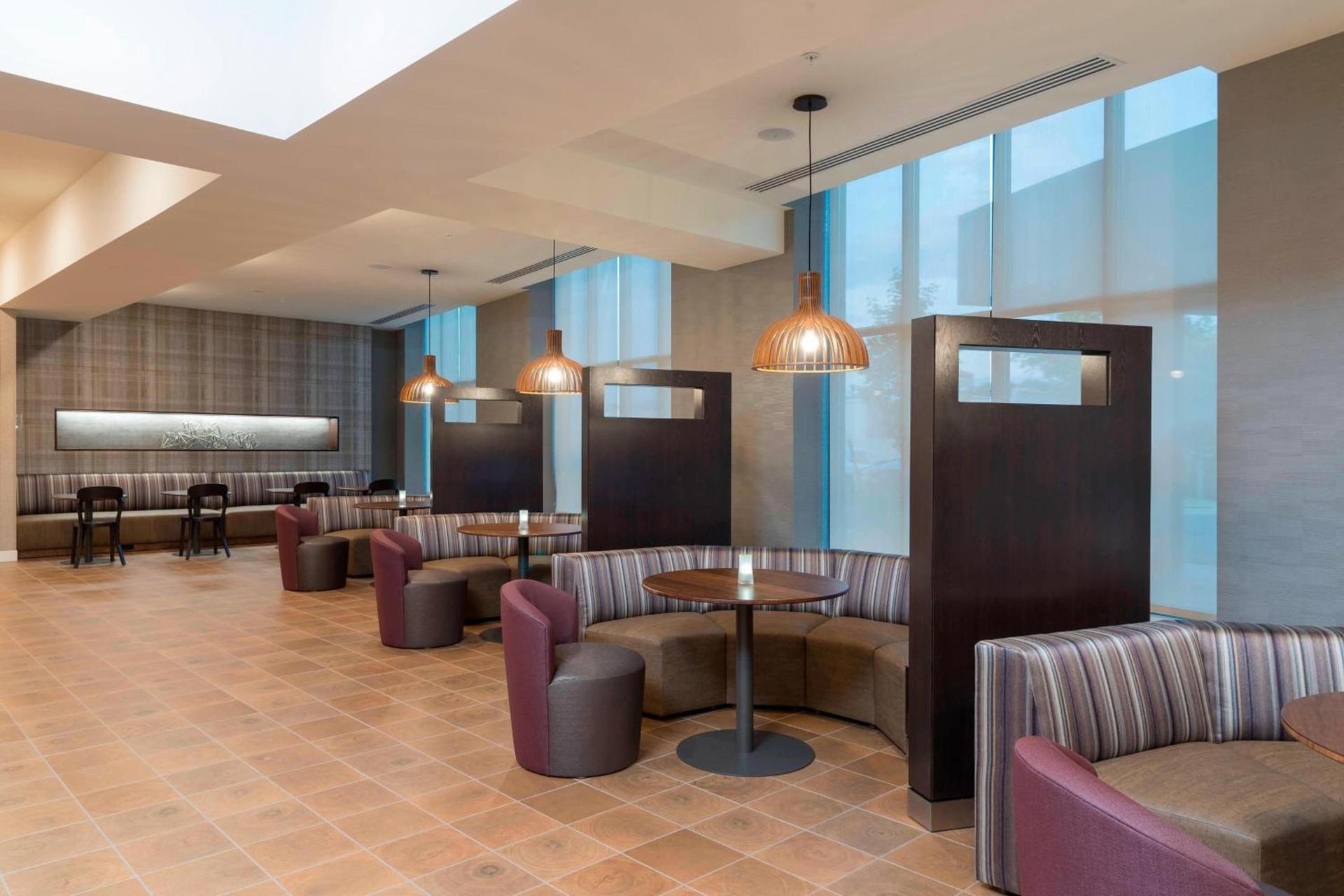 Courtyard by Marriott Mt. Pleasant at Central Michigan University photo 17
