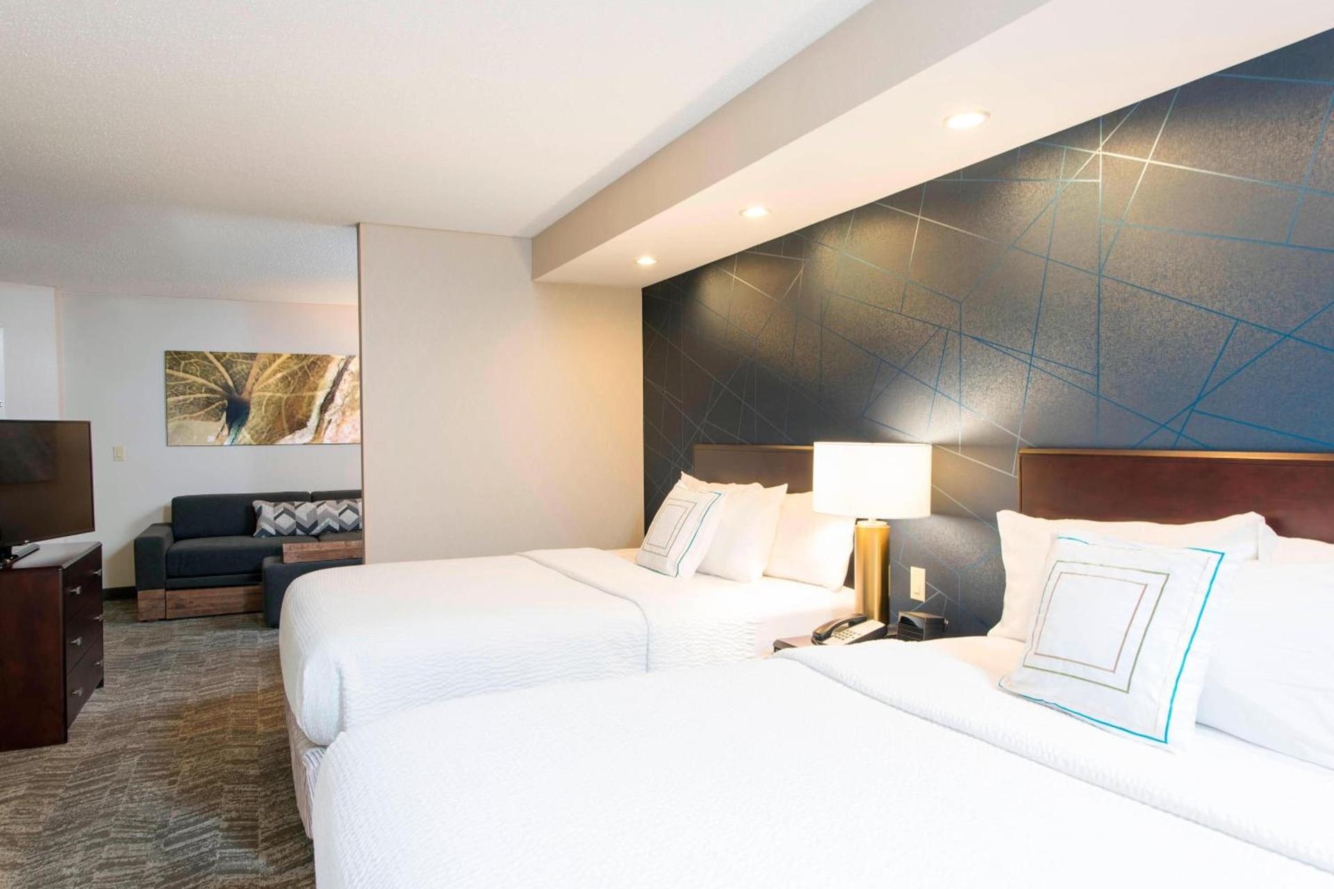 SpringHill Suites Midland photo 4