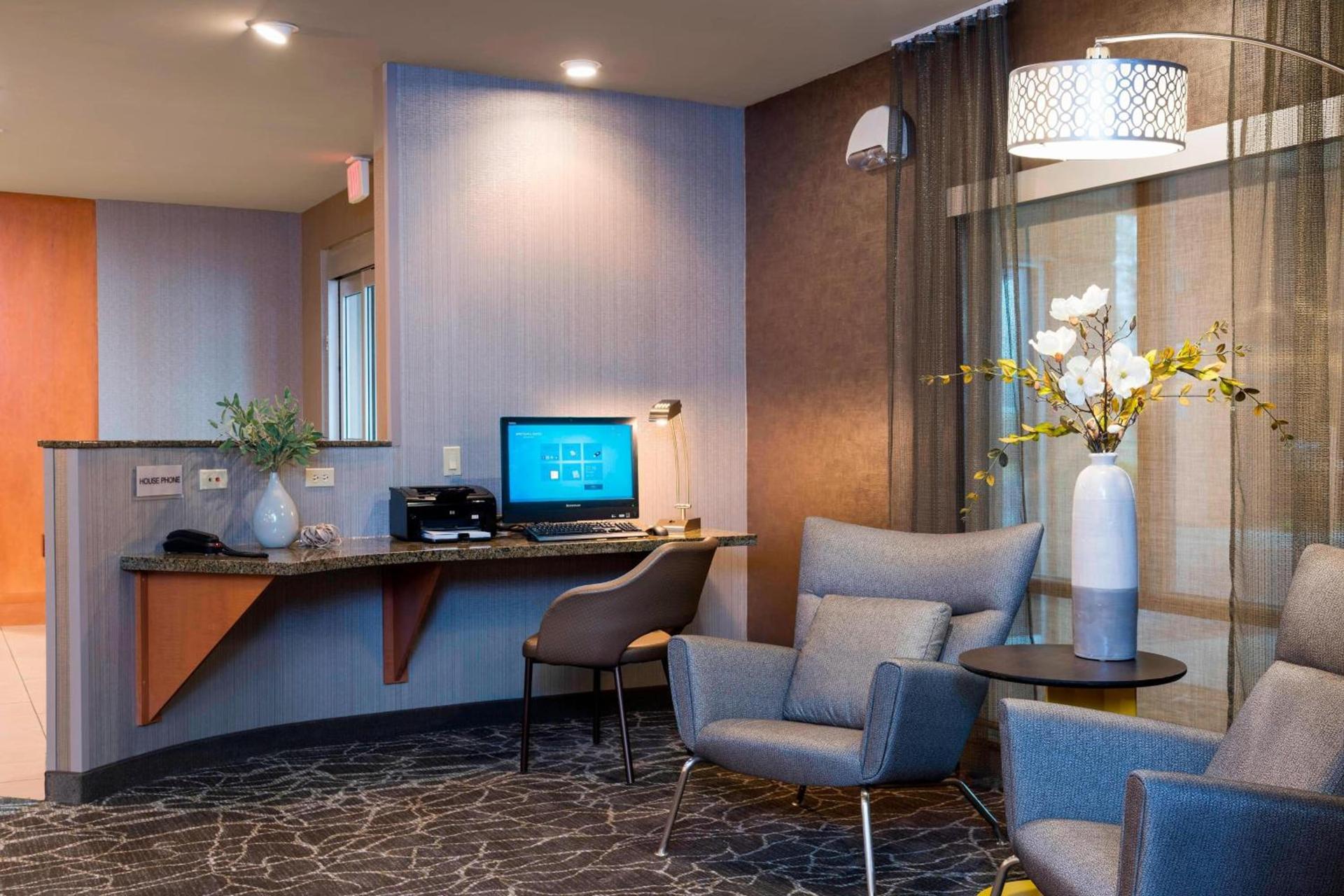 SpringHill Suites Midland photo 12