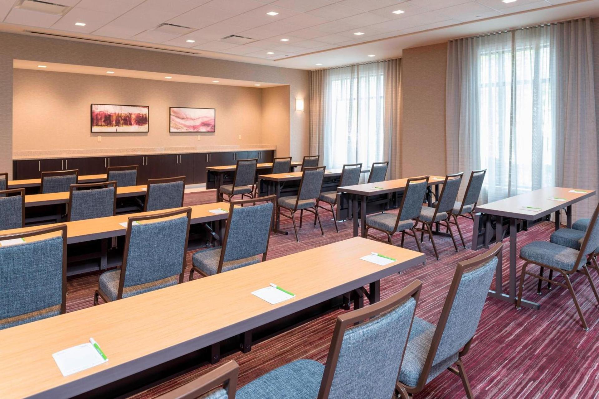 Courtyard by Marriott Louisville Downtown photo 31