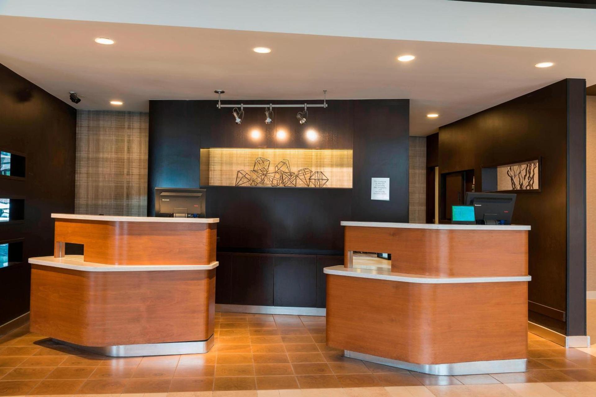 Courtyard by Marriott Louisville Downtown photo 3