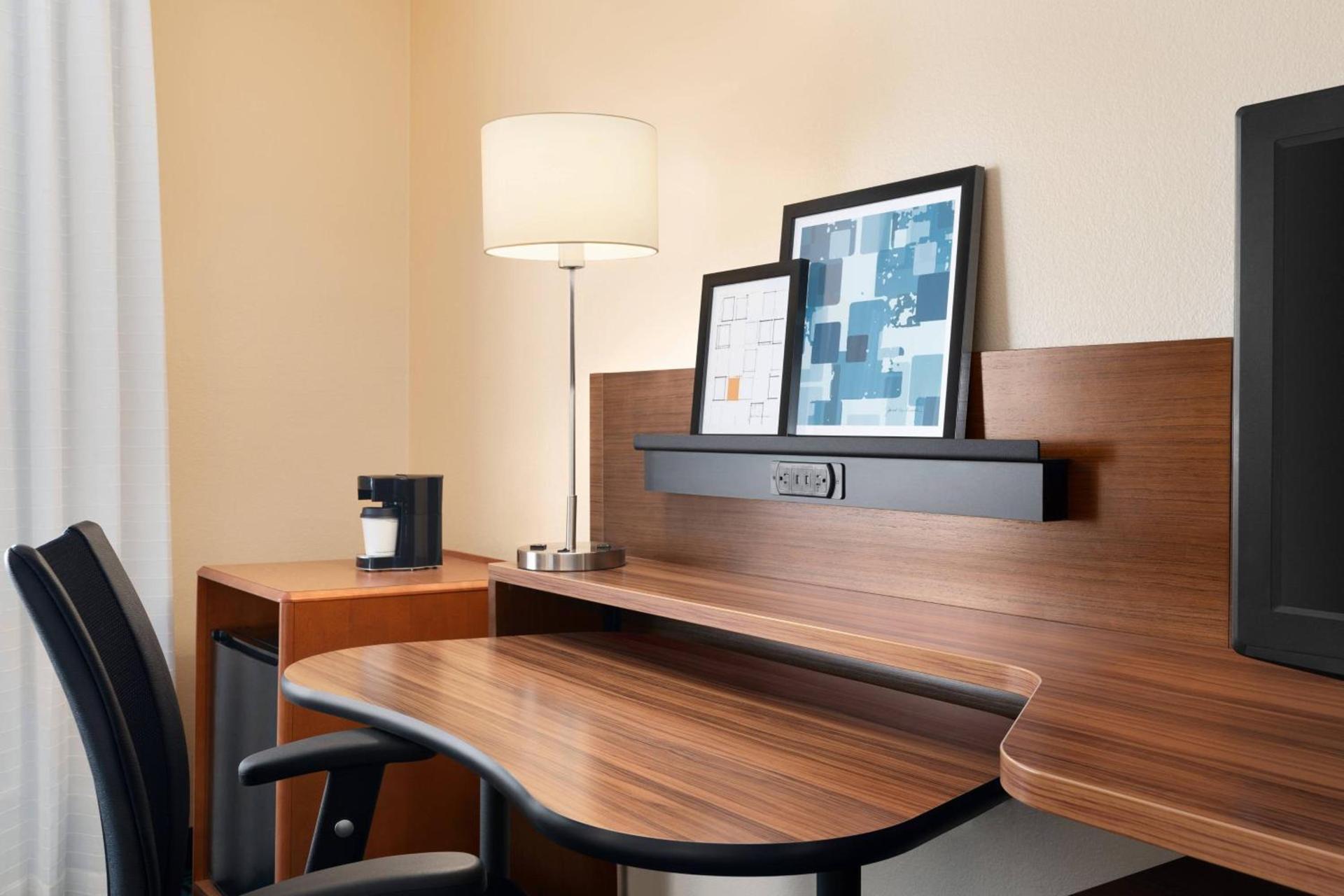 Fairfield Inn by Marriott Deptford photo 12