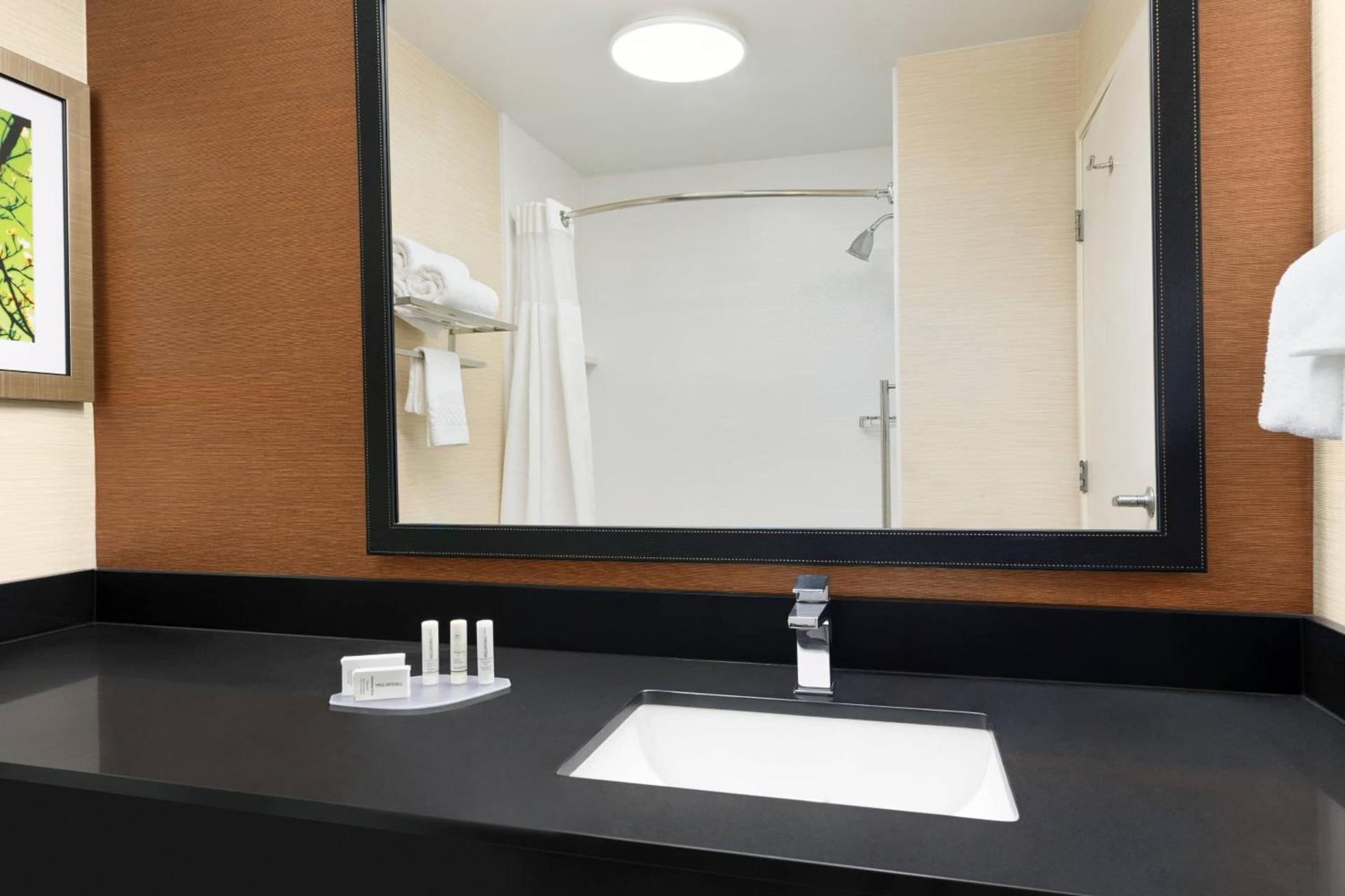 Fairfield Inn by Marriott Deptford photo 13