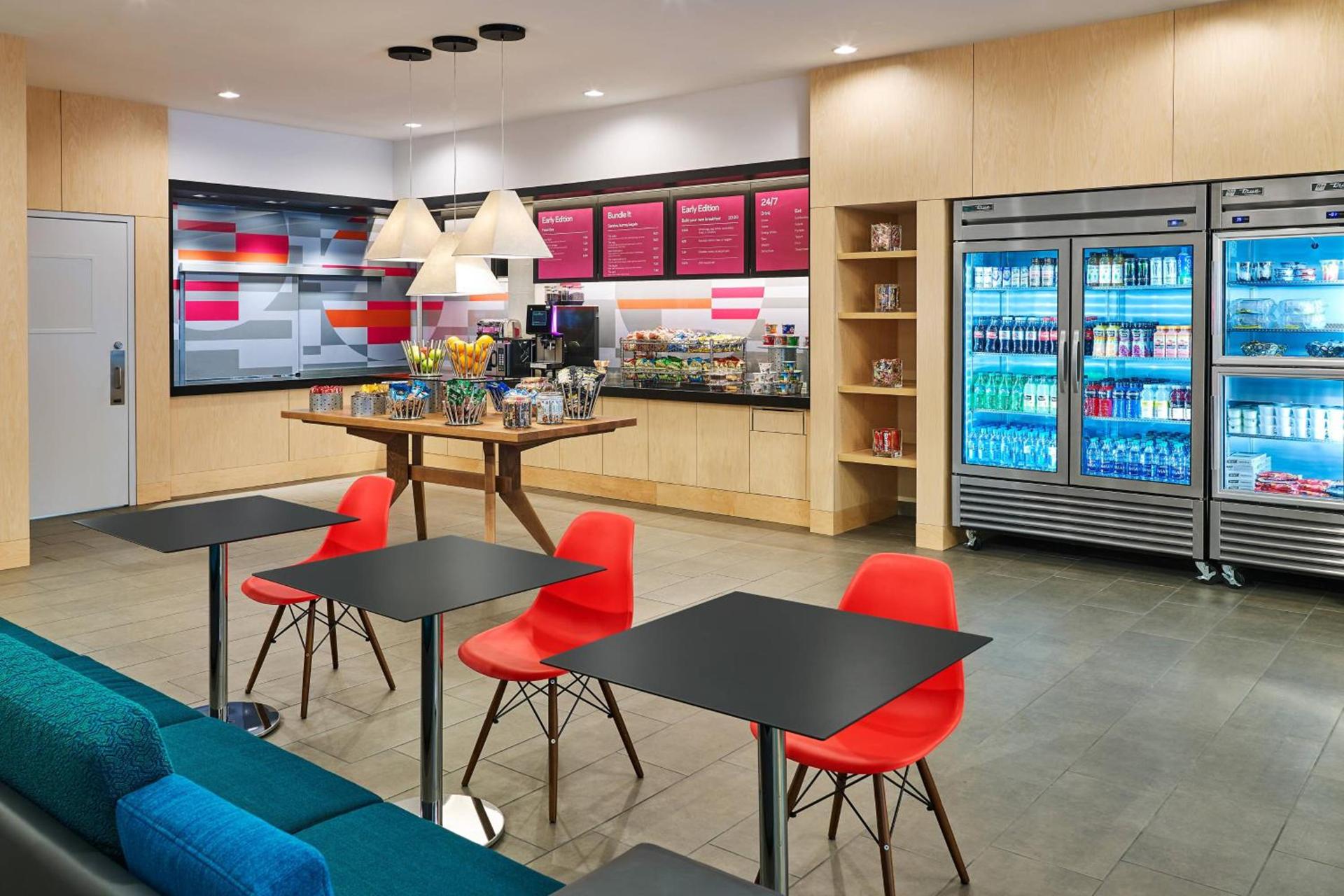 Aloft by Marriott South Bend photo 15