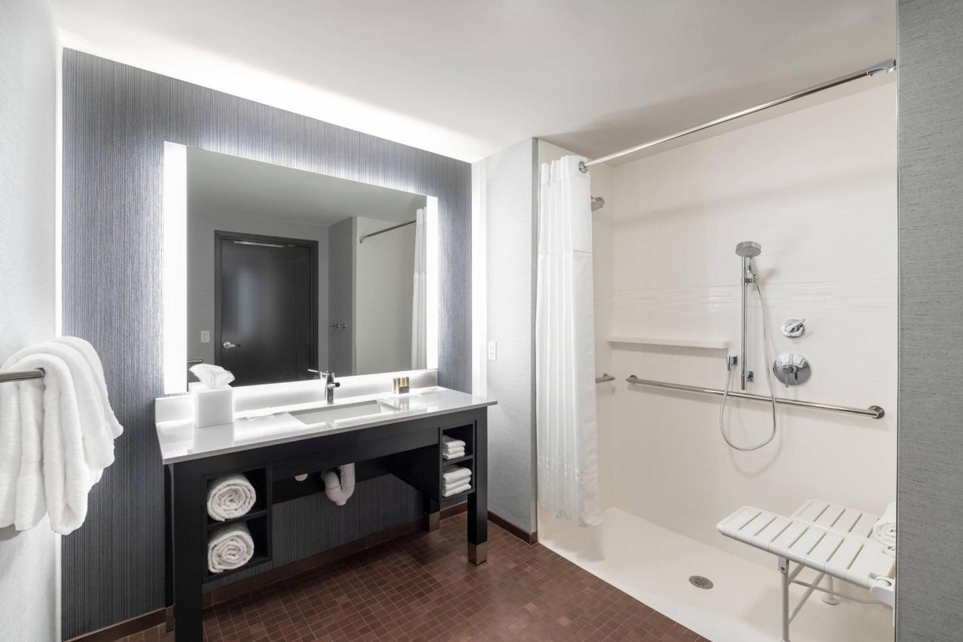 Residence Inn by Marriott Manchester Downtown photo 16