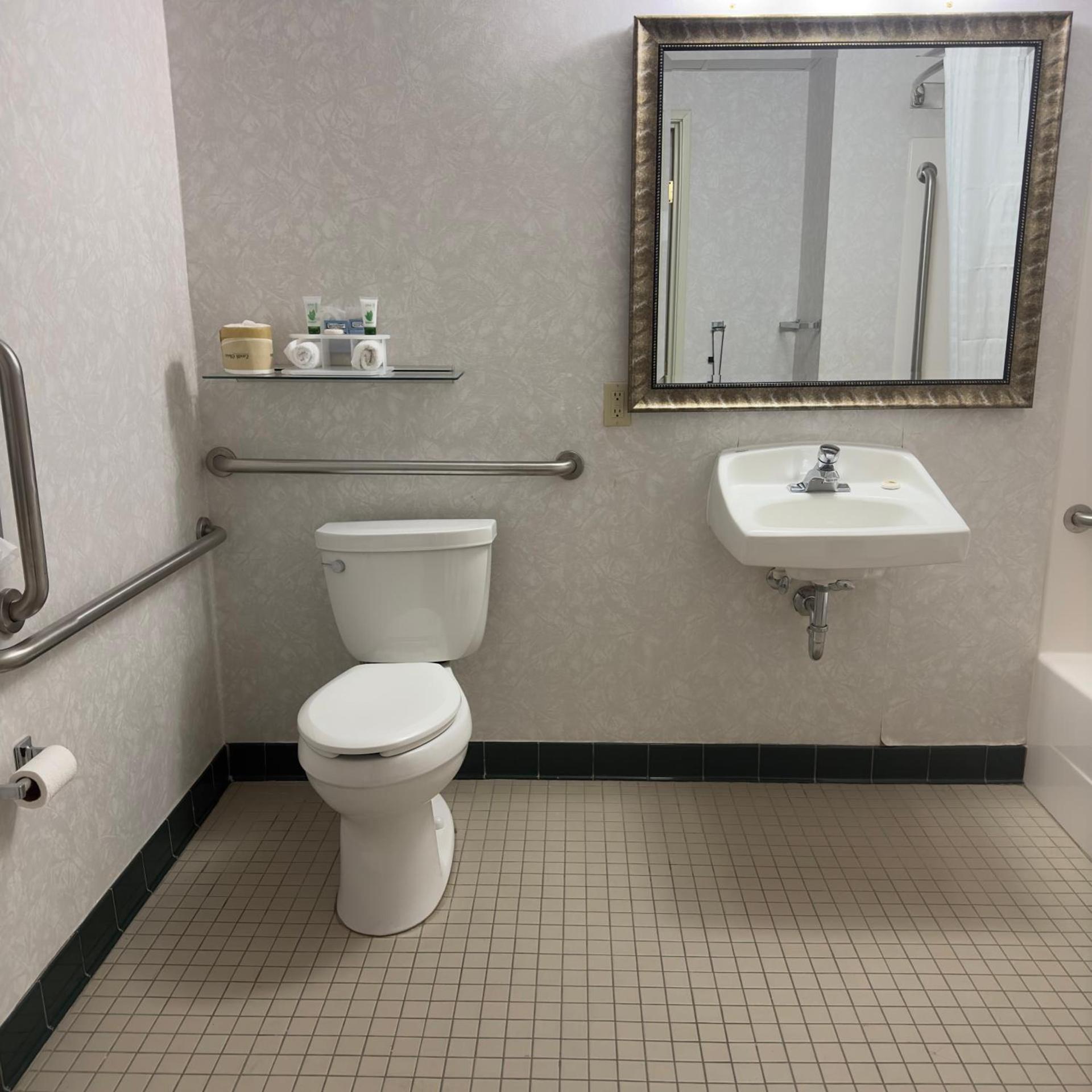 Sleep Inn & Suites near Spirit Mountain photo 7
