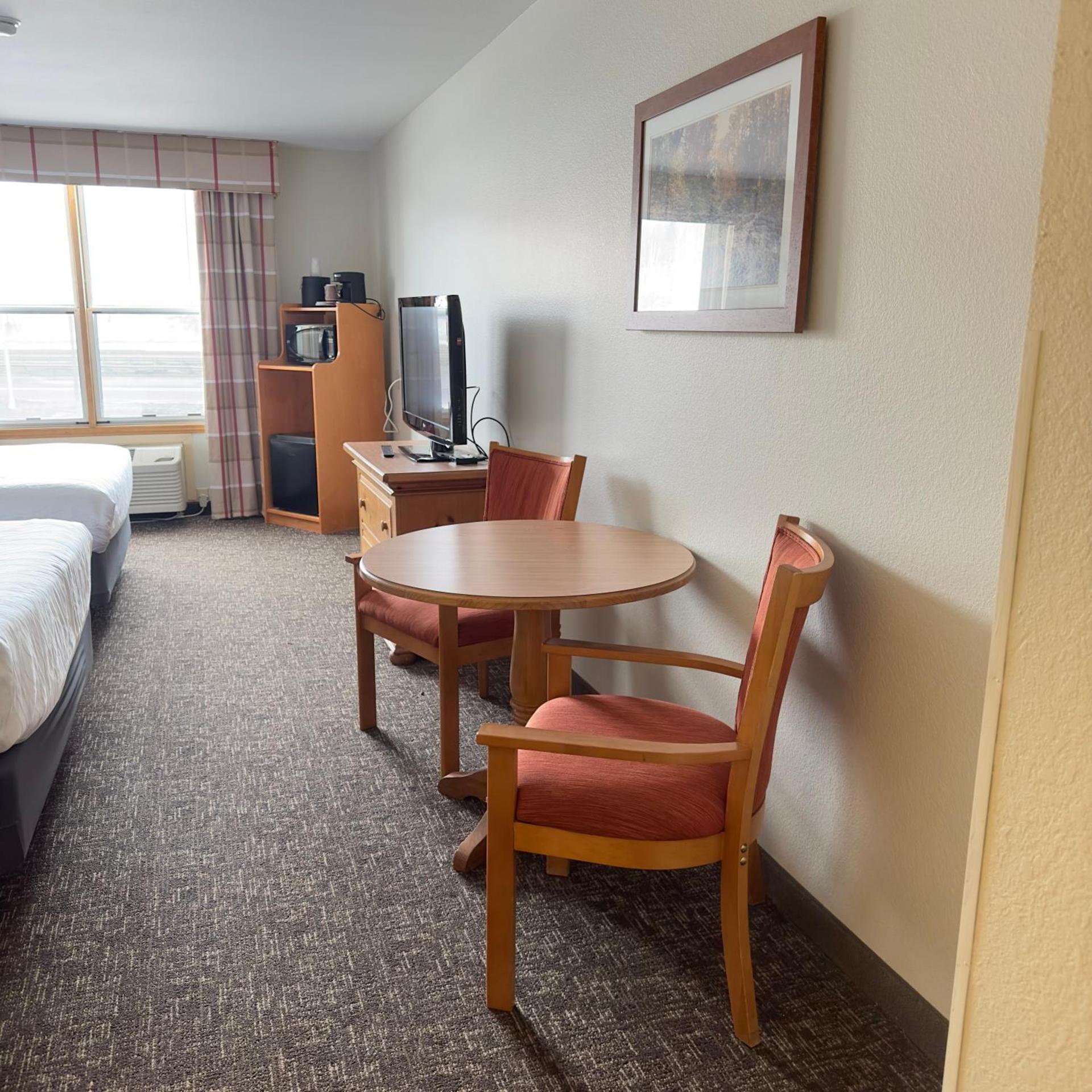 Sleep Inn & Suites near Spirit Mountain photo 11