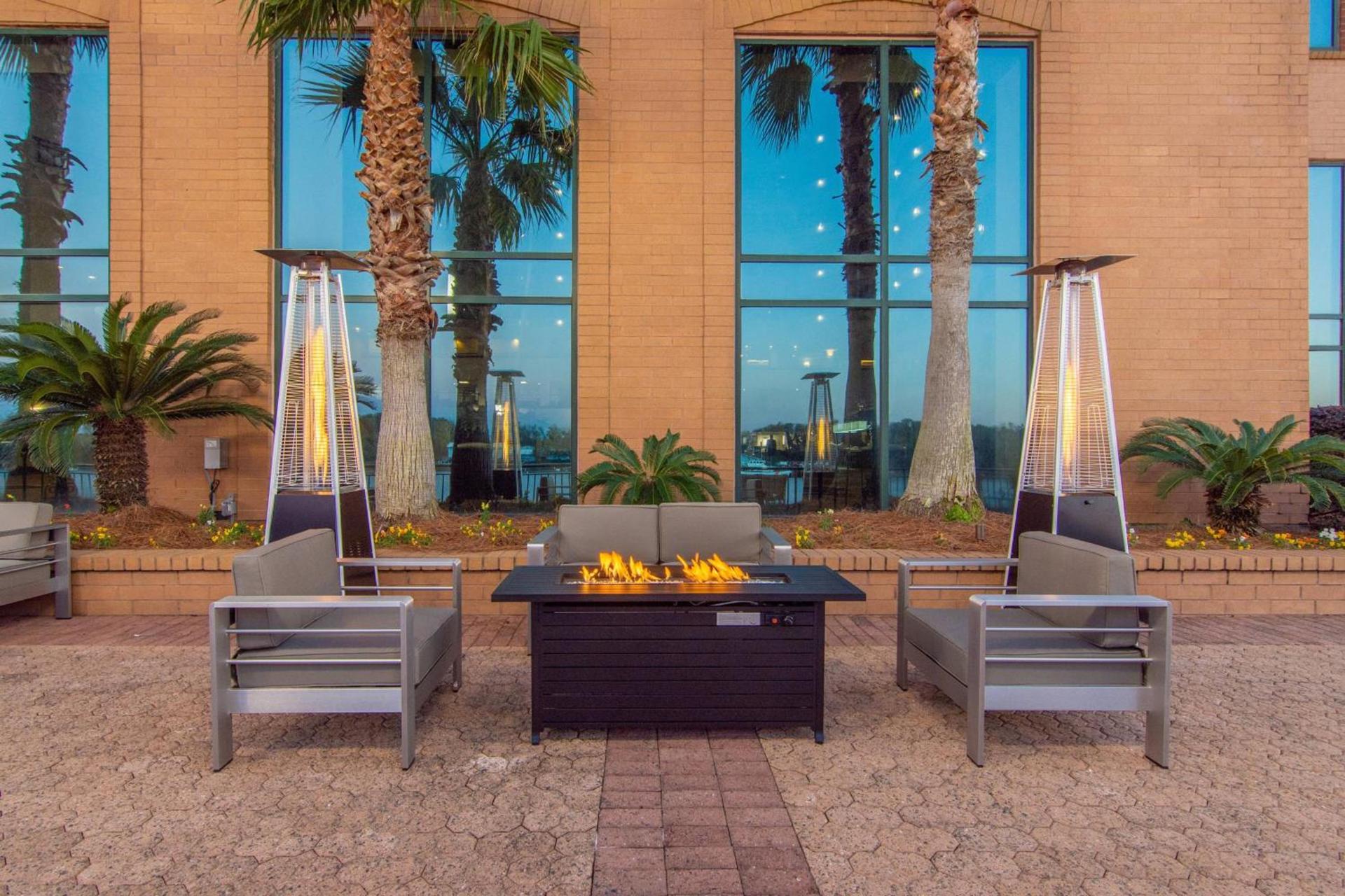 Marriott Savannah Riverfront photo 5