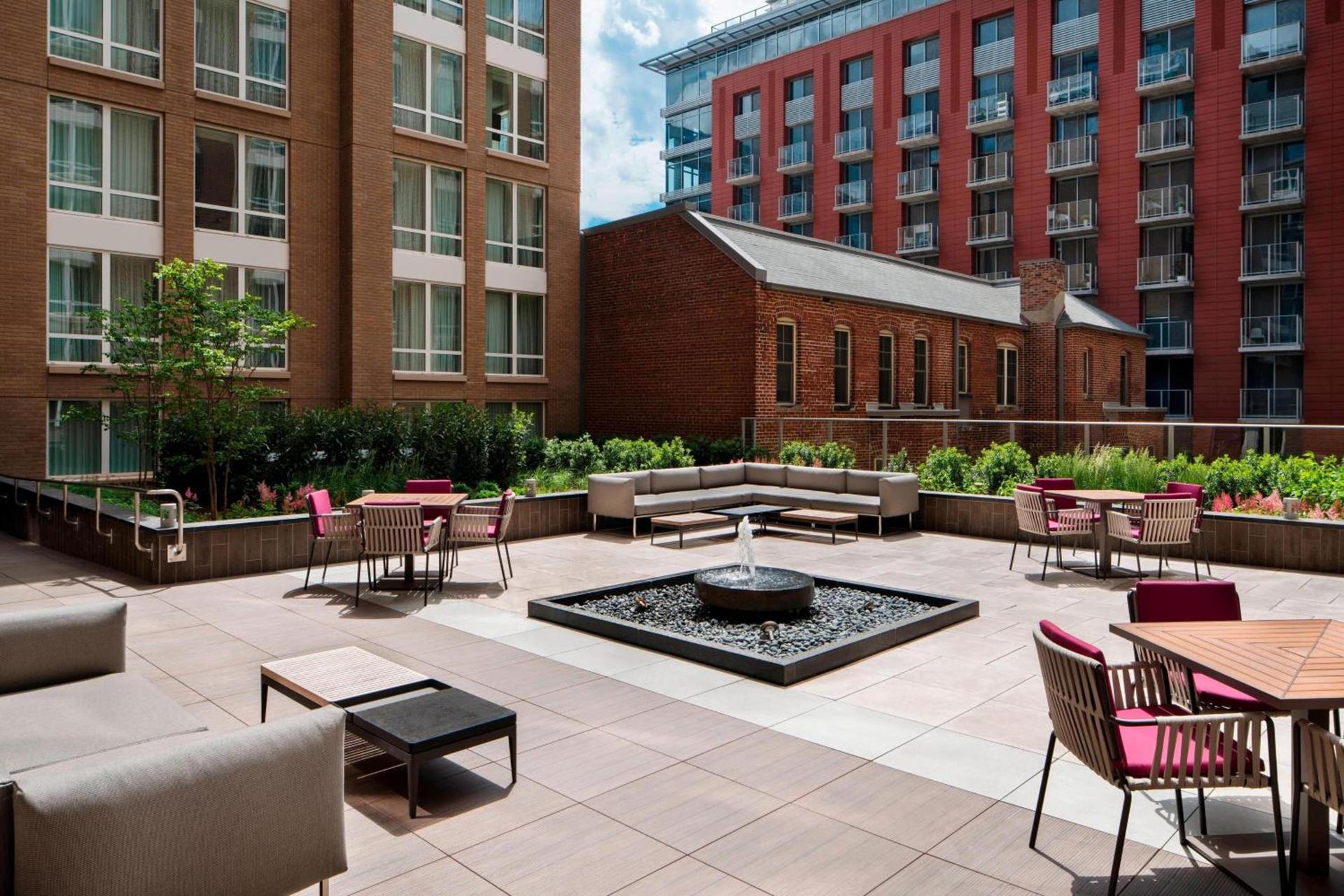 Courtyard by Marriott Washington Downtown/Convention Center photo 13