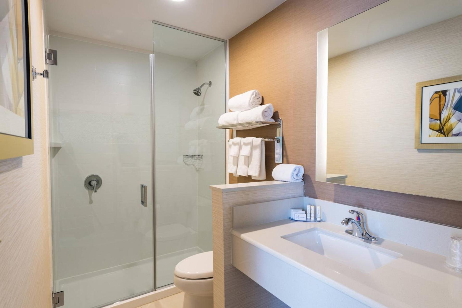 Fairfield by Marriott Inn & Suites Uncasville Mohegan Sun Area photo 9