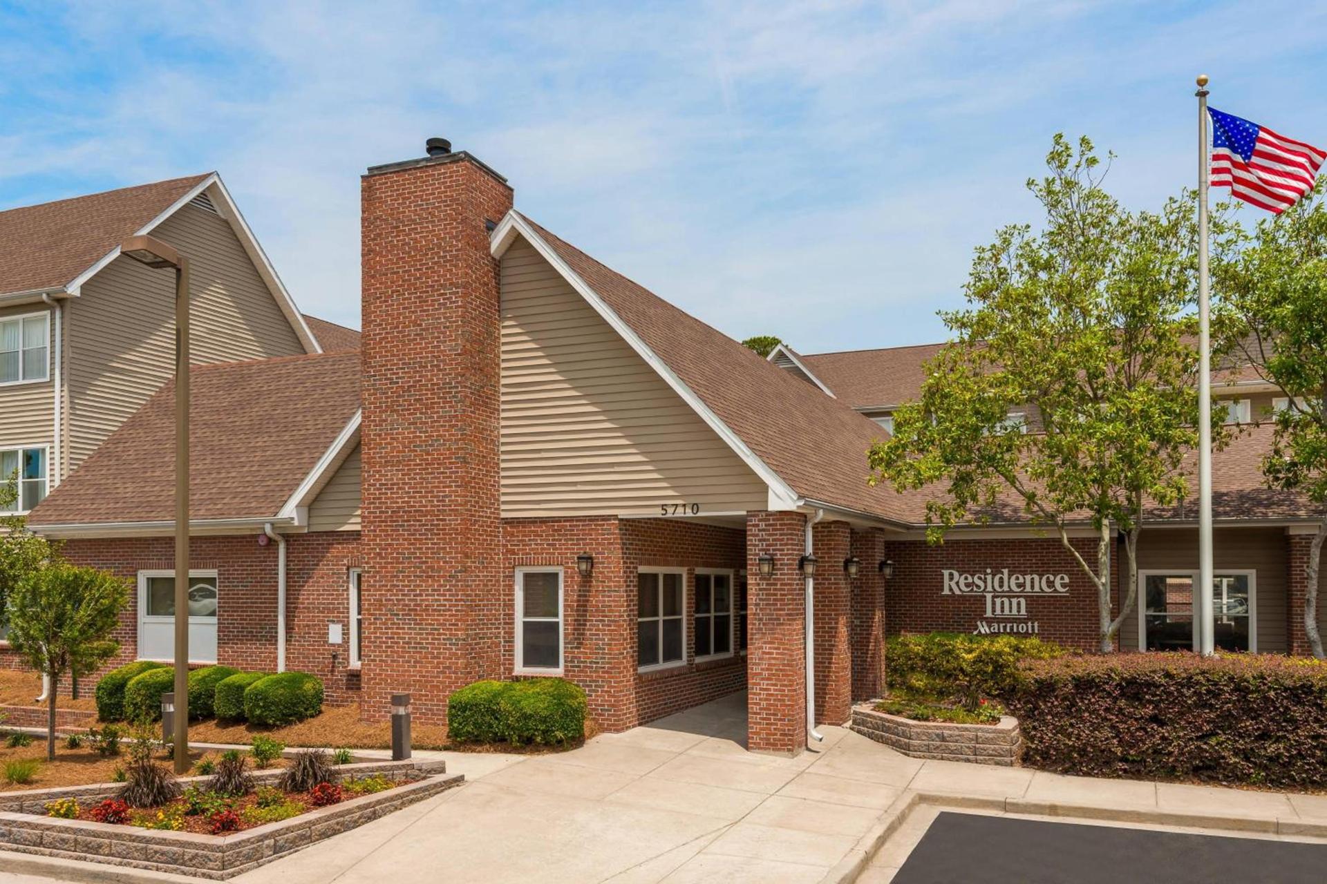Residence Inn Savannah Midtown photo 1