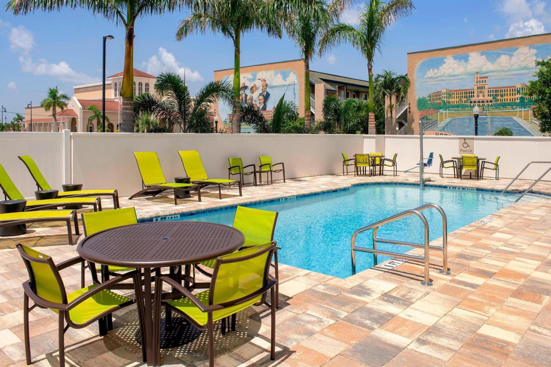 SpringHill Suites by Marriott Punta Gorda Harborside photo 2