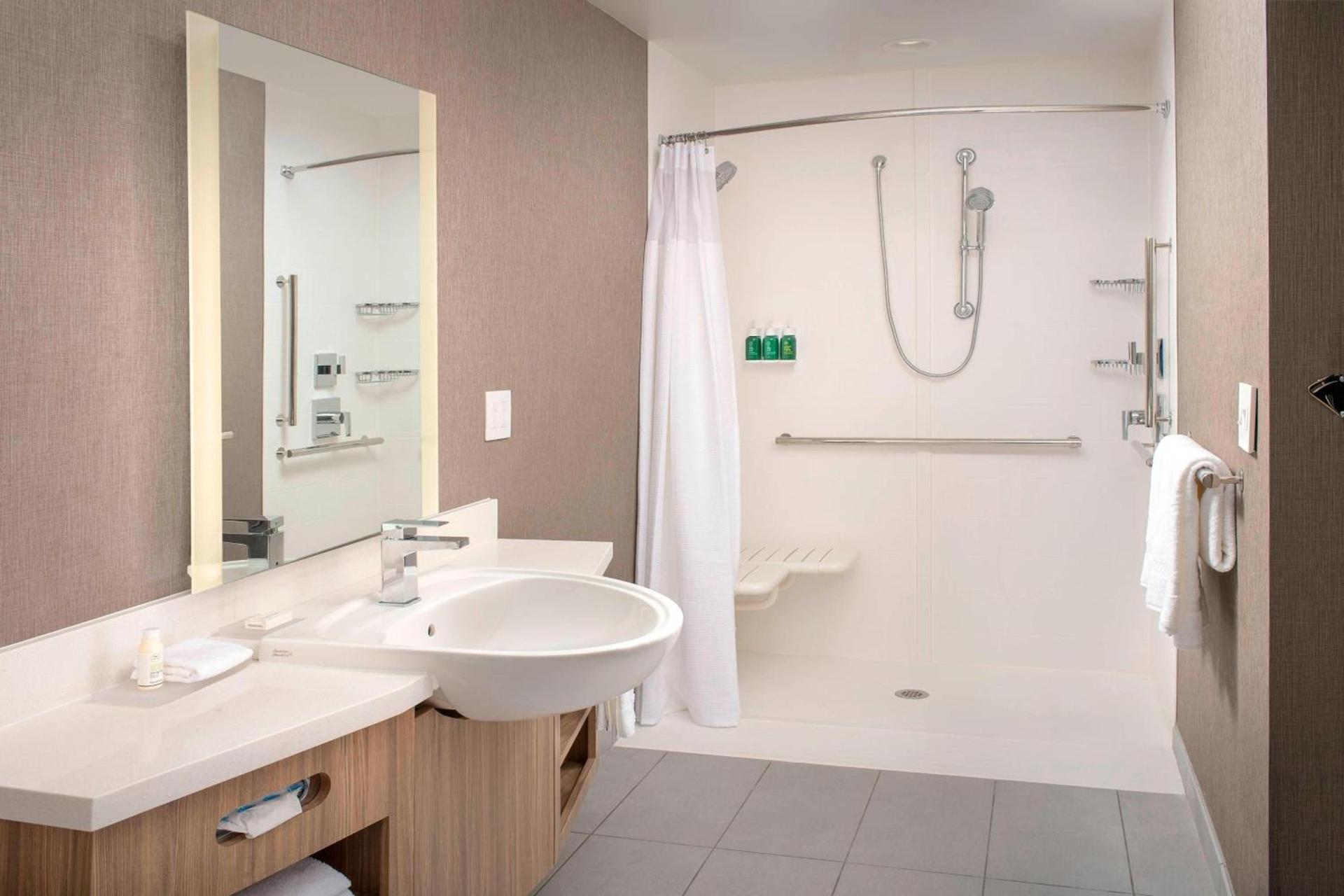 SpringHill Suites by Marriott Punta Gorda Harborside photo 13