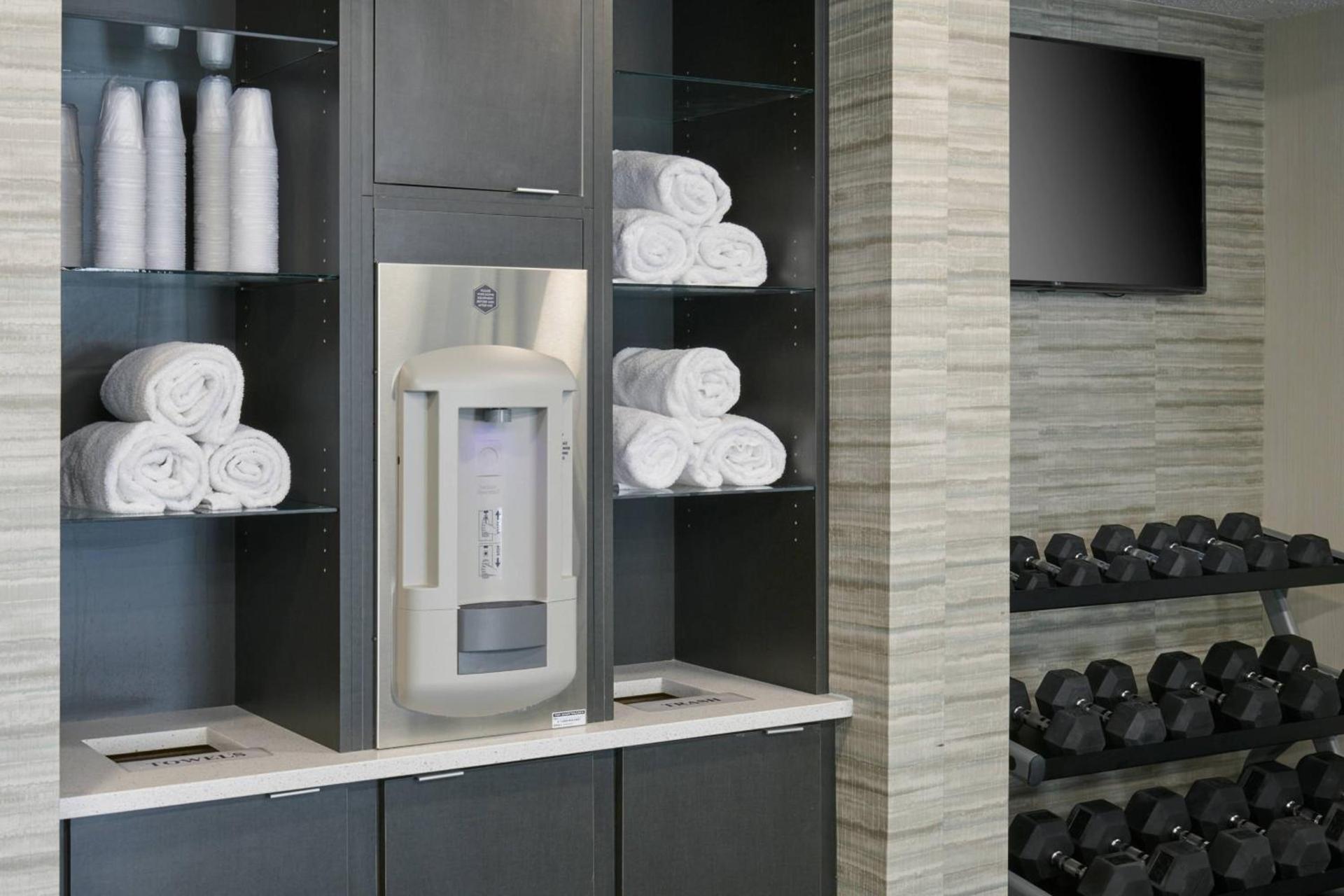 Courtyard by Marriott Indianapolis Castleton photo 30