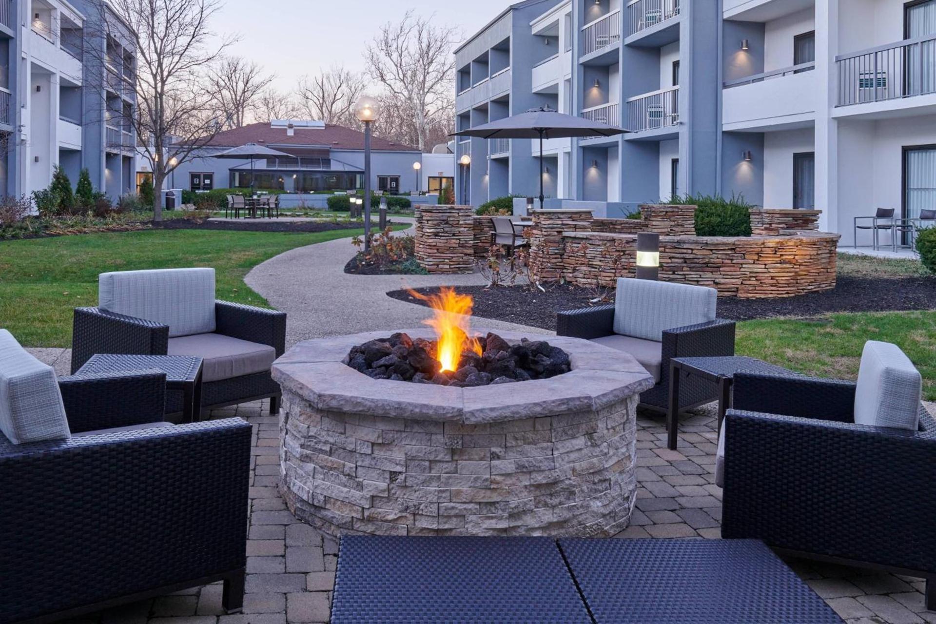 Courtyard by Marriott Indianapolis Castleton photo 20
