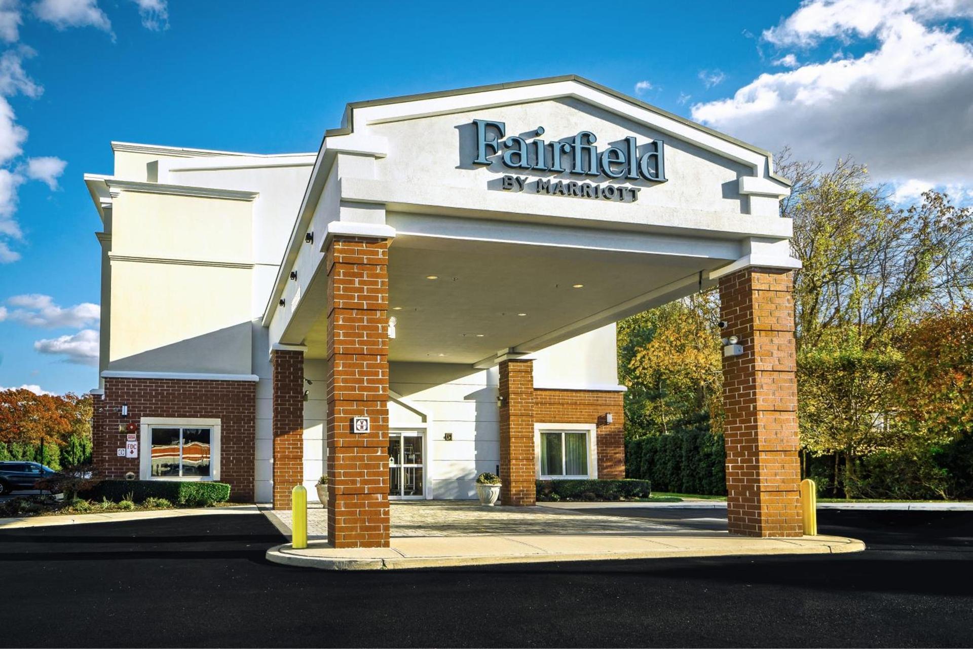 Fairfield by Marriott Medford Long Island photo 2