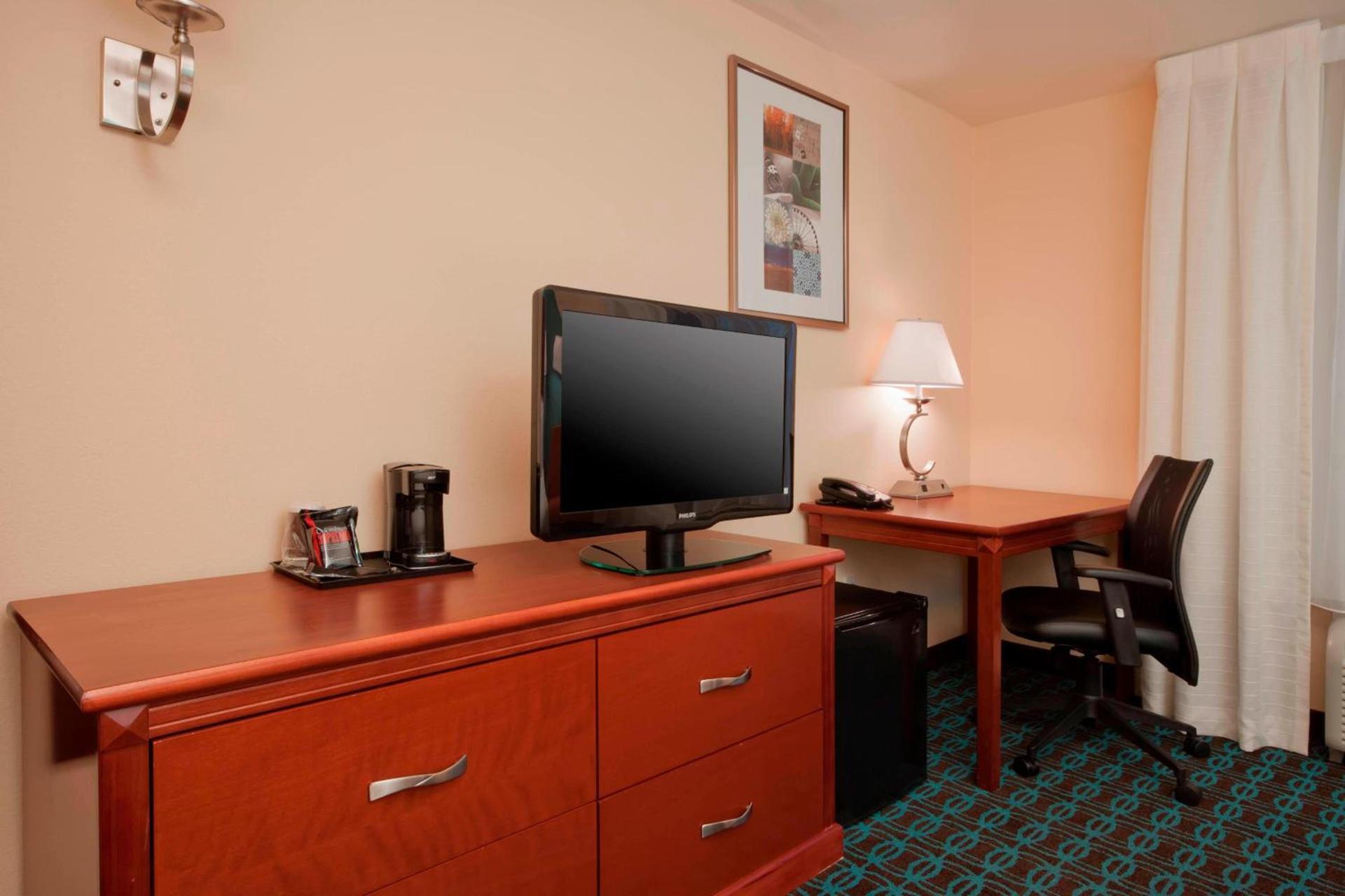 Fairfield Inn & Suites El Centro photo 11