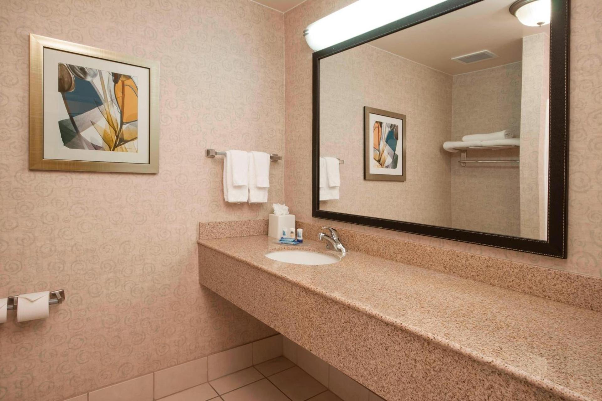 Fairfield Inn & Suites El Centro photo 12
