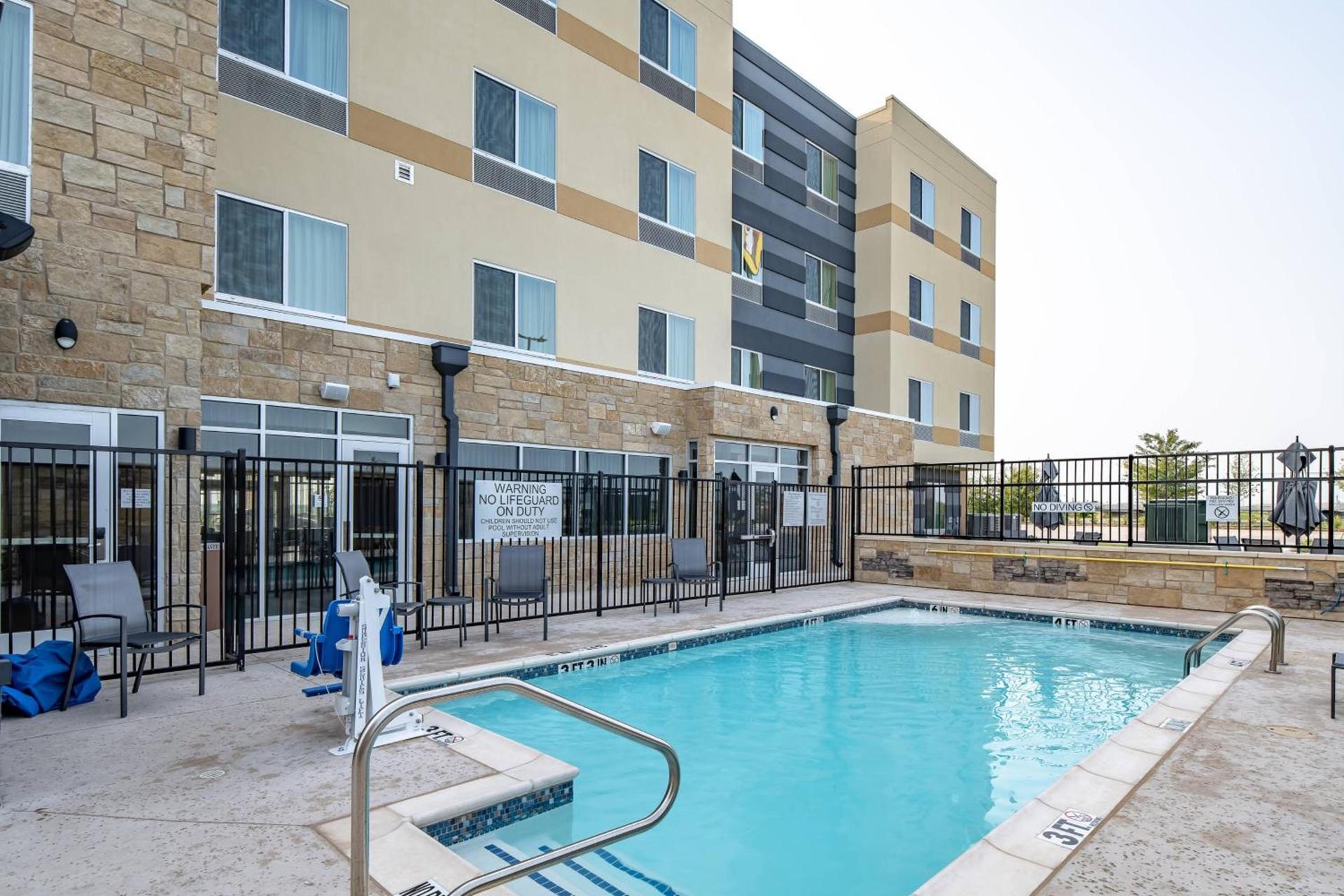 Fairfield Inn & Suites by Marriott Terrell photo 19