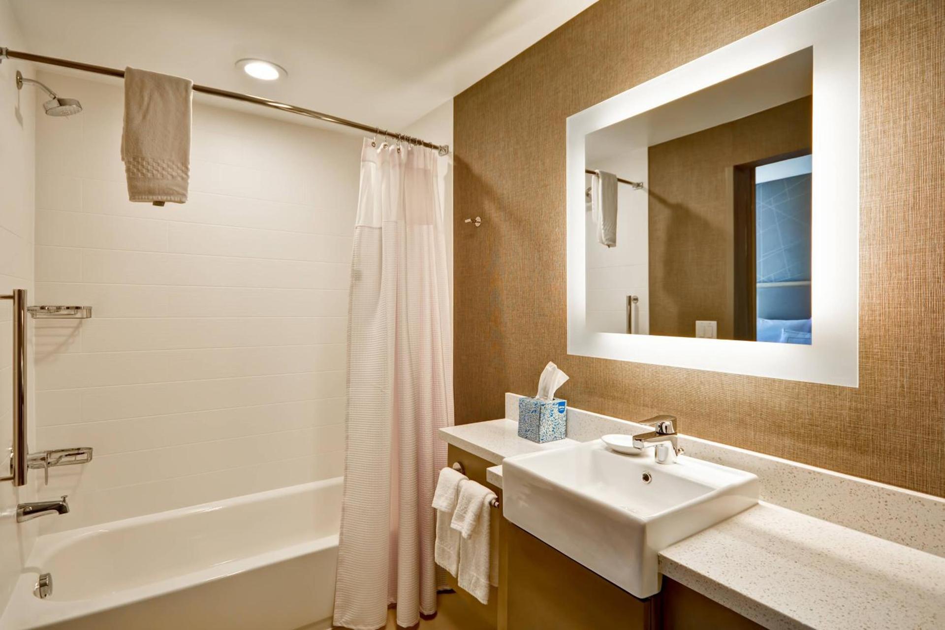 SpringHill Suites by Marriott Cincinnati Blue Ash photo 16
