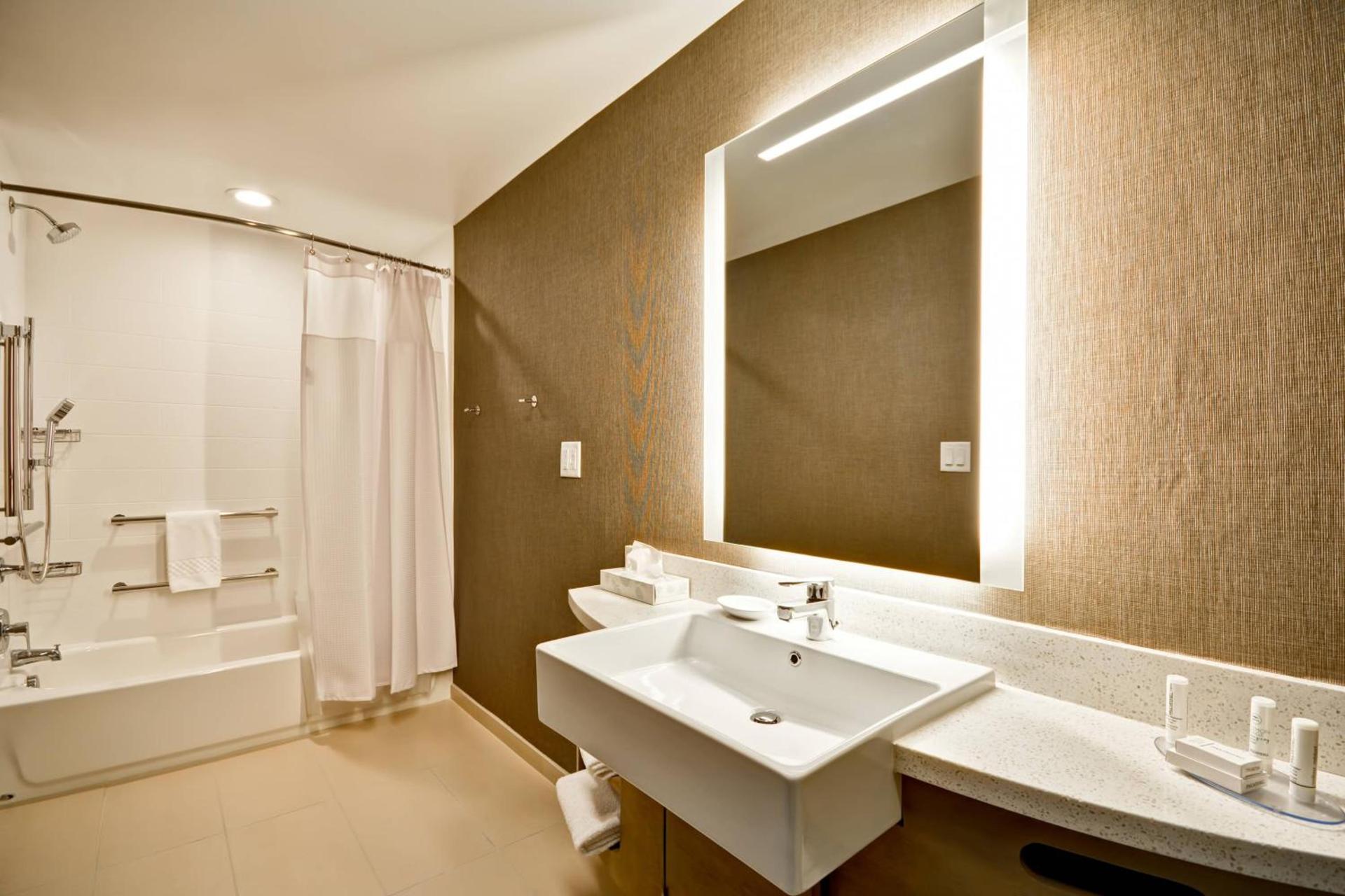 SpringHill Suites by Marriott Cincinnati Blue Ash photo 19