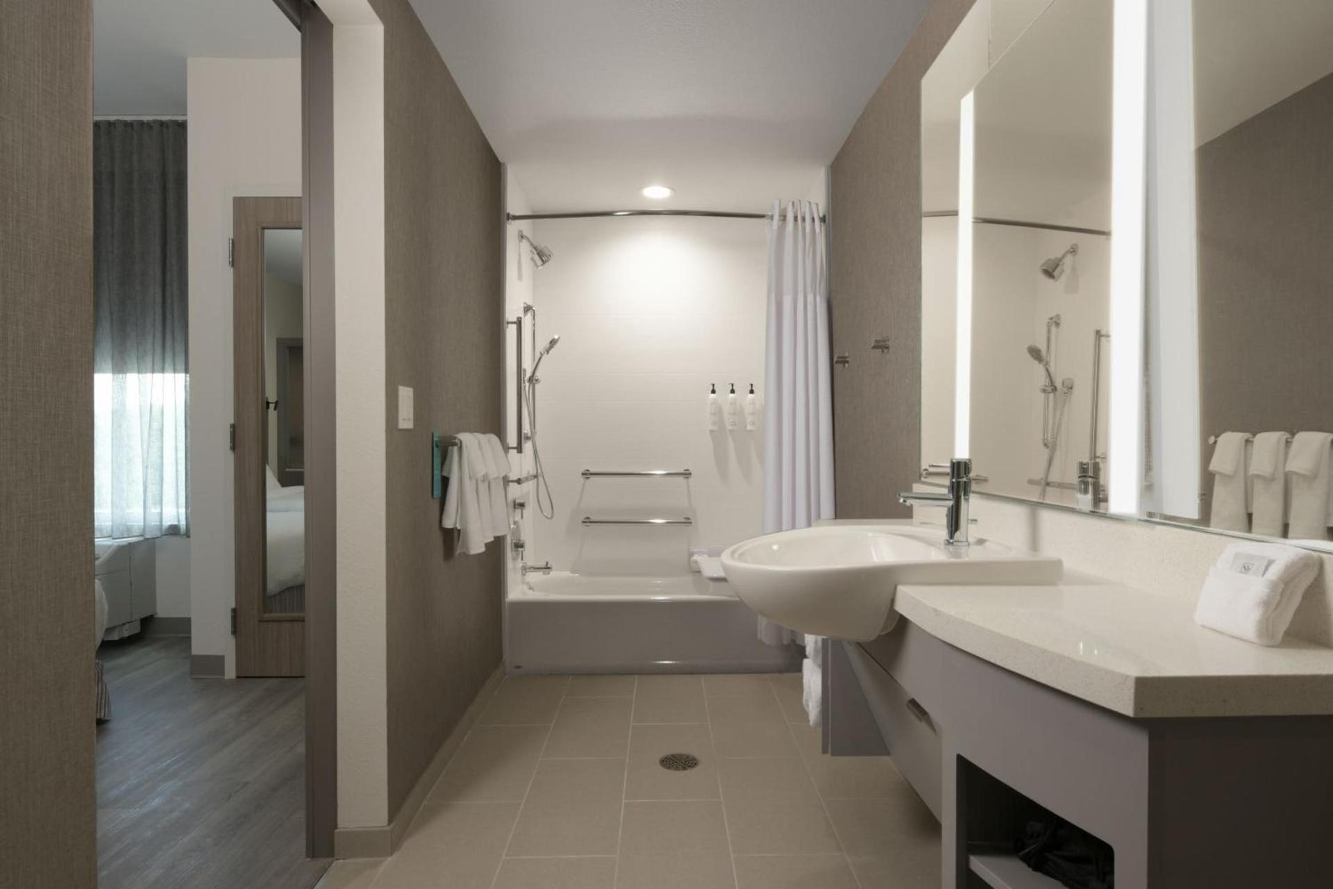 SpringHill Suites by Marriott Lindale Tyler photo 19