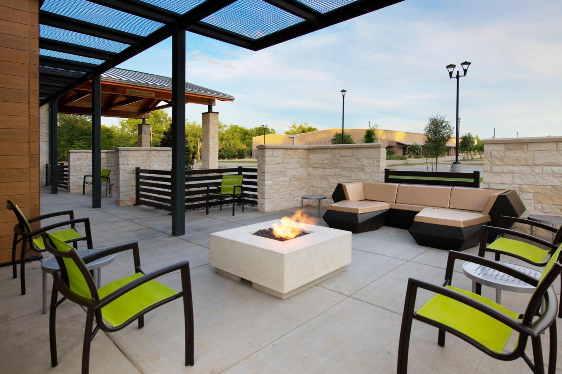 SpringHill Suites by Marriott Lindale Tyler photo 21