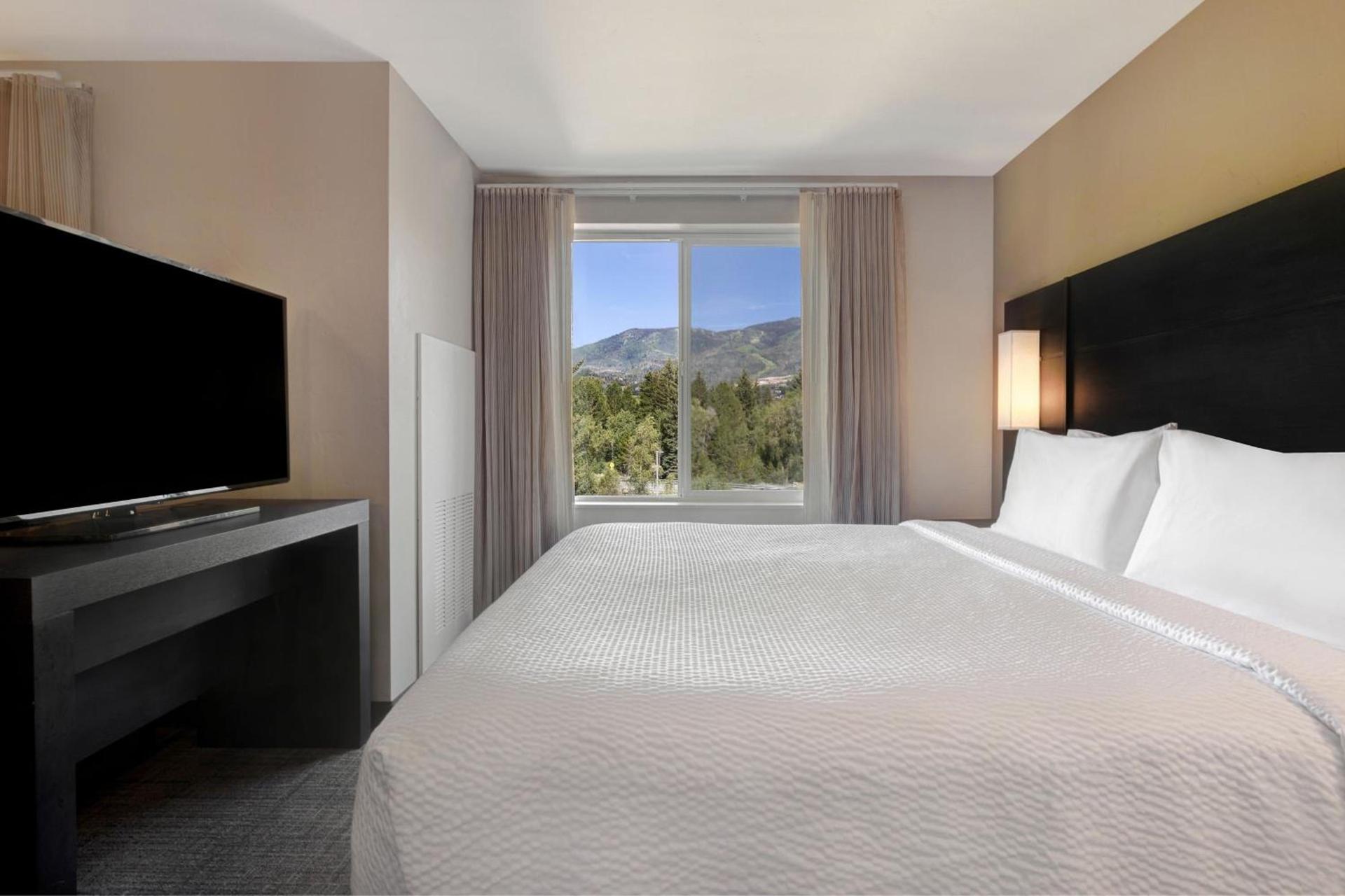 Residence Inn by Marriott Steamboat Springs photo 8