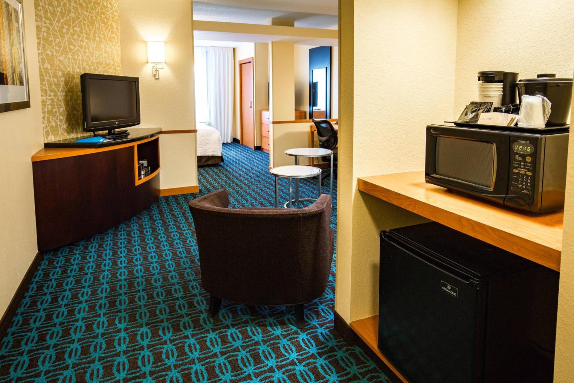 Fairfield Inn and Suites by Marriott Portsmouth Exeter photo 13